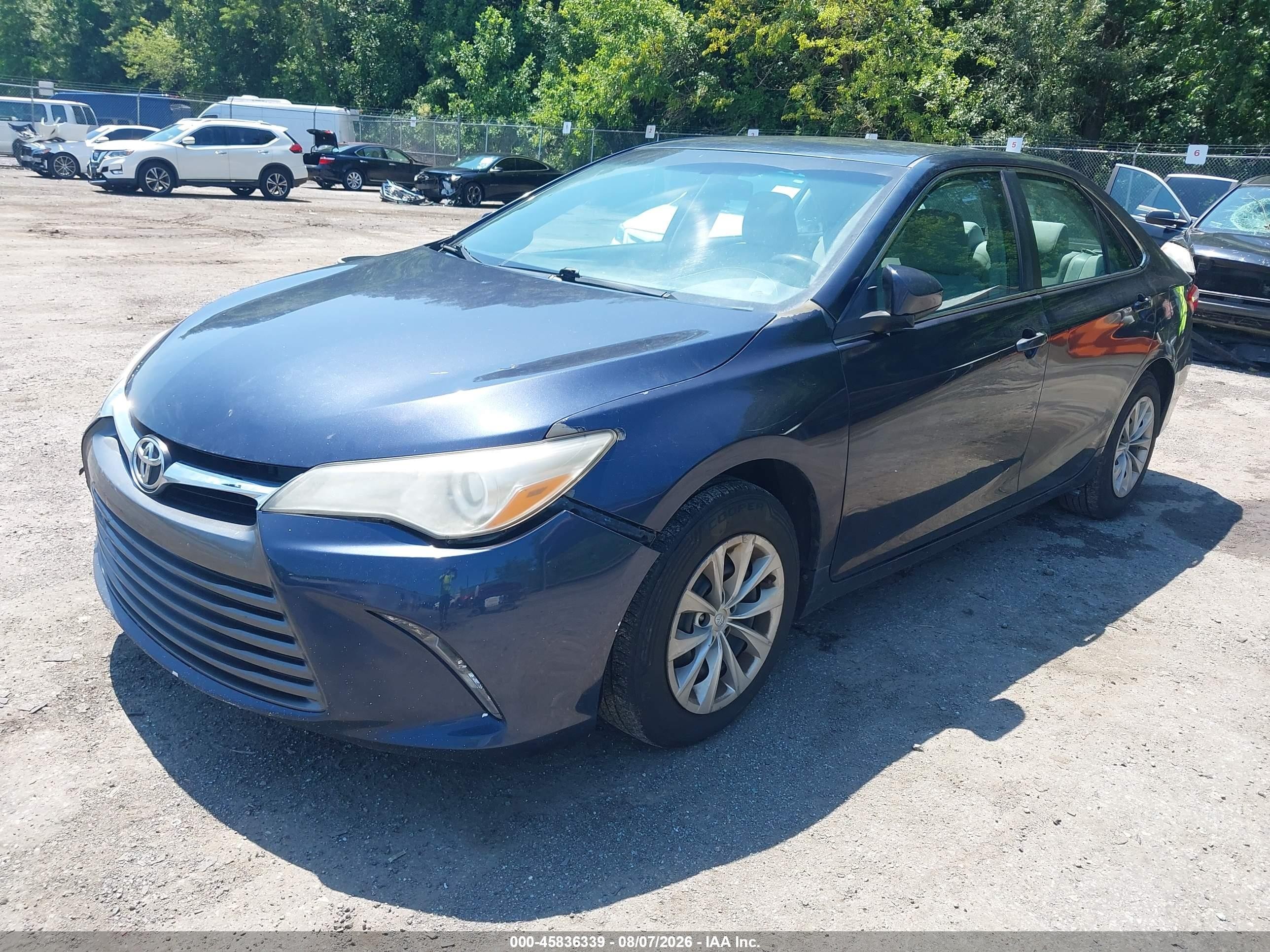 2015 Toyota Camry Le Dark Blue vin: 4T4BF1FK0FR459330
