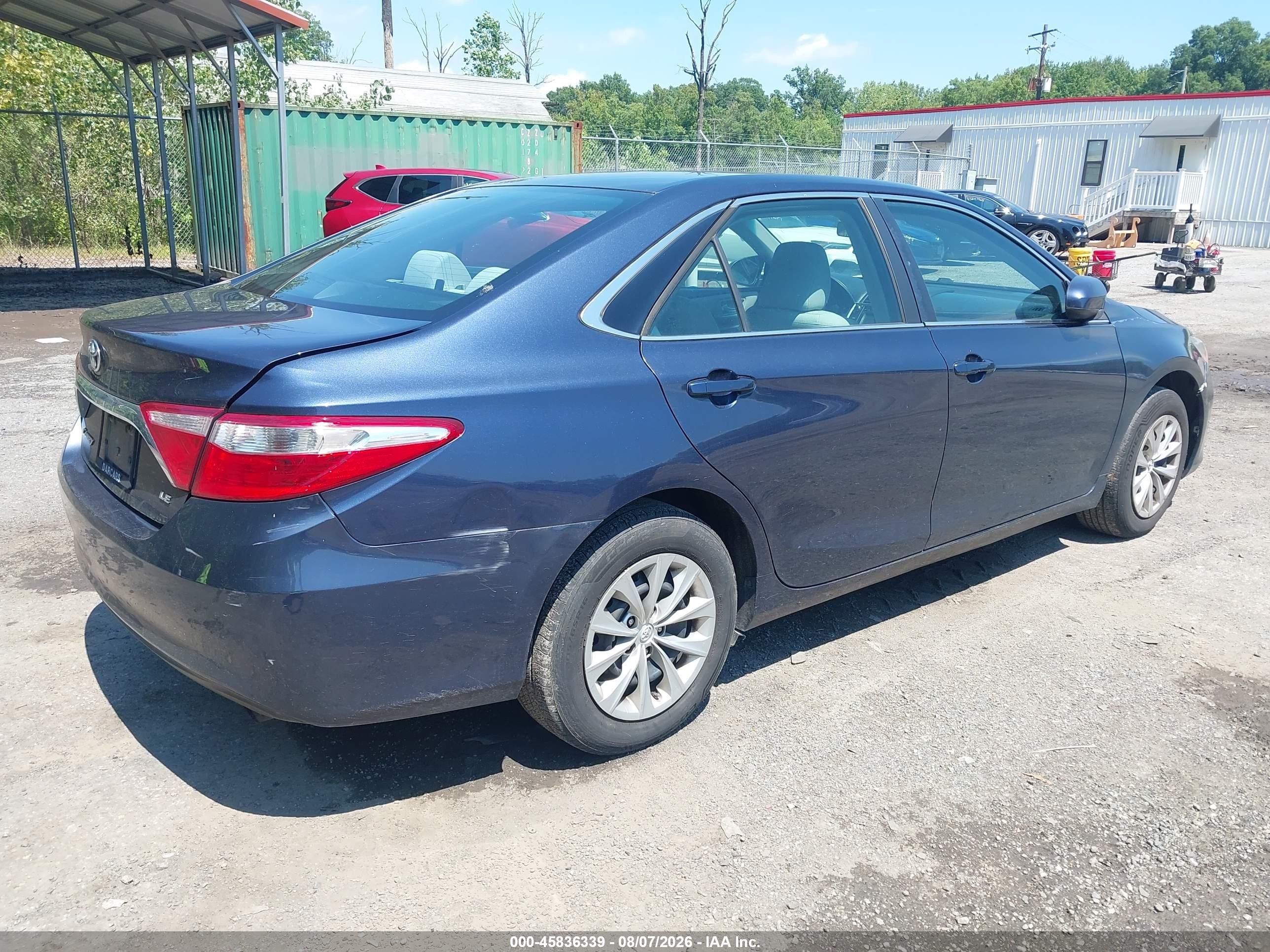 2015 Toyota Camry Le Dark Blue vin: 4T4BF1FK0FR459330