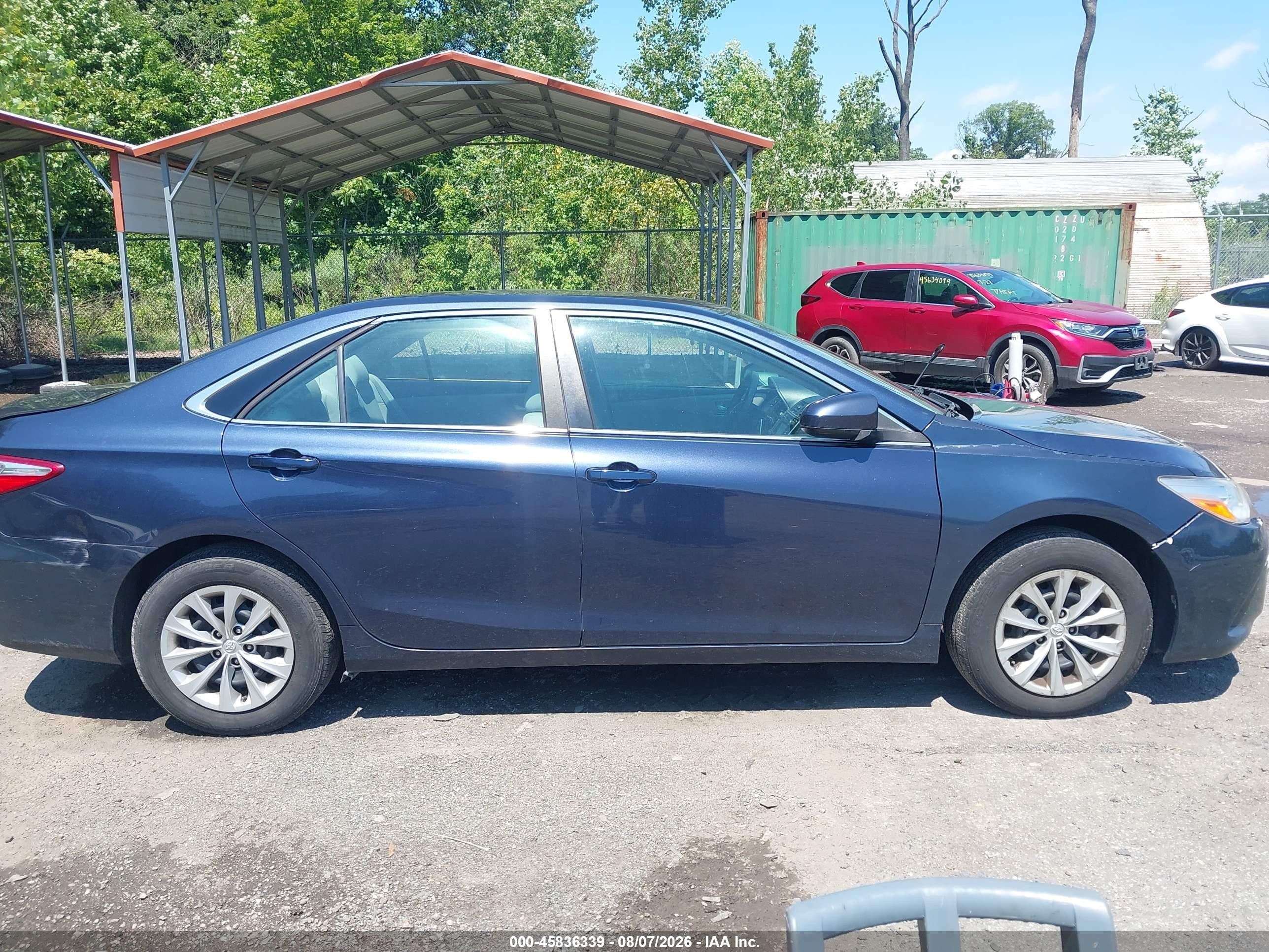 2015 Toyota Camry Le Dark Blue vin: 4T4BF1FK0FR459330