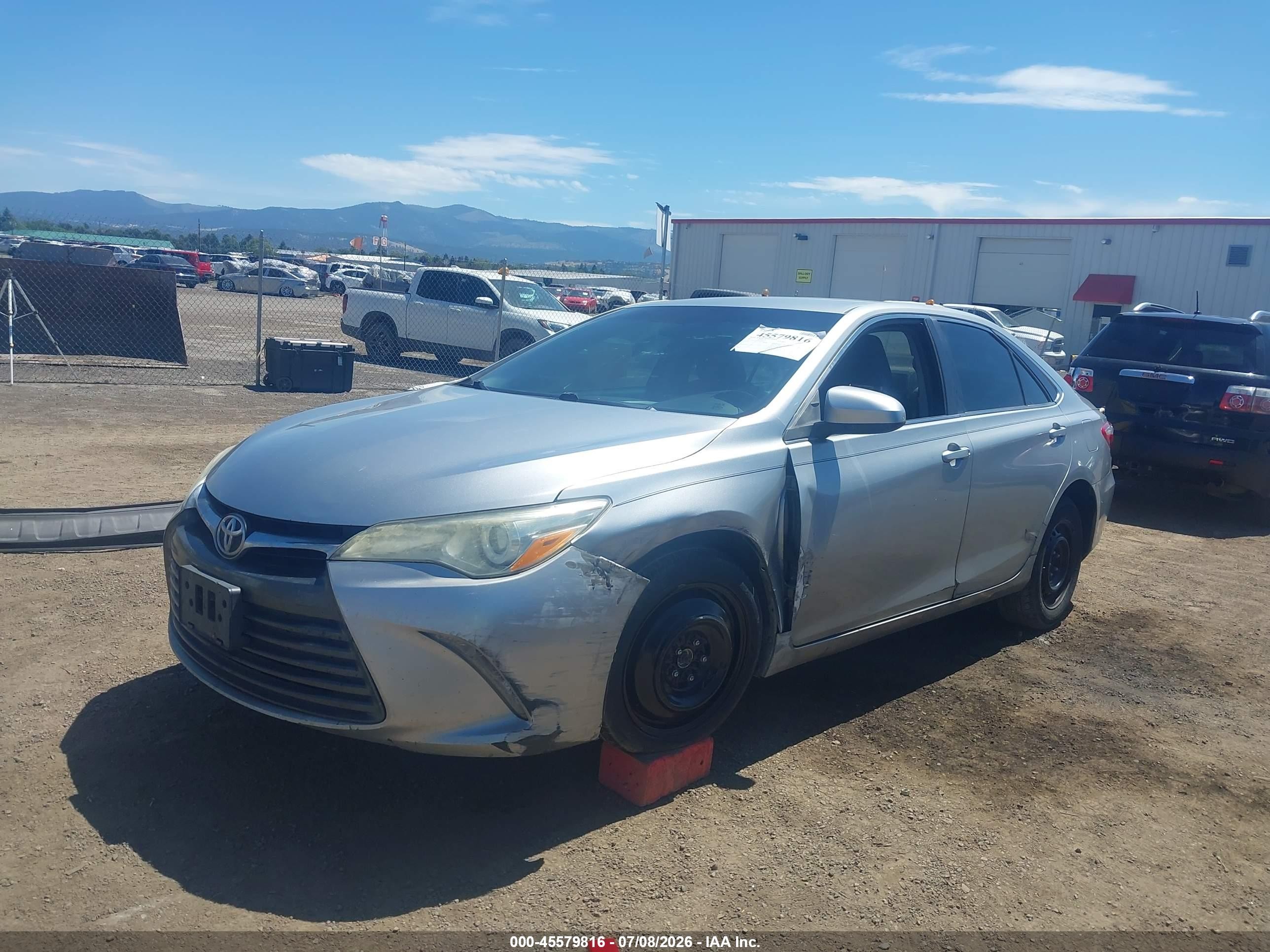 2015 Toyota Camry Le Silver vin: 4T4BF1FK0FR459683