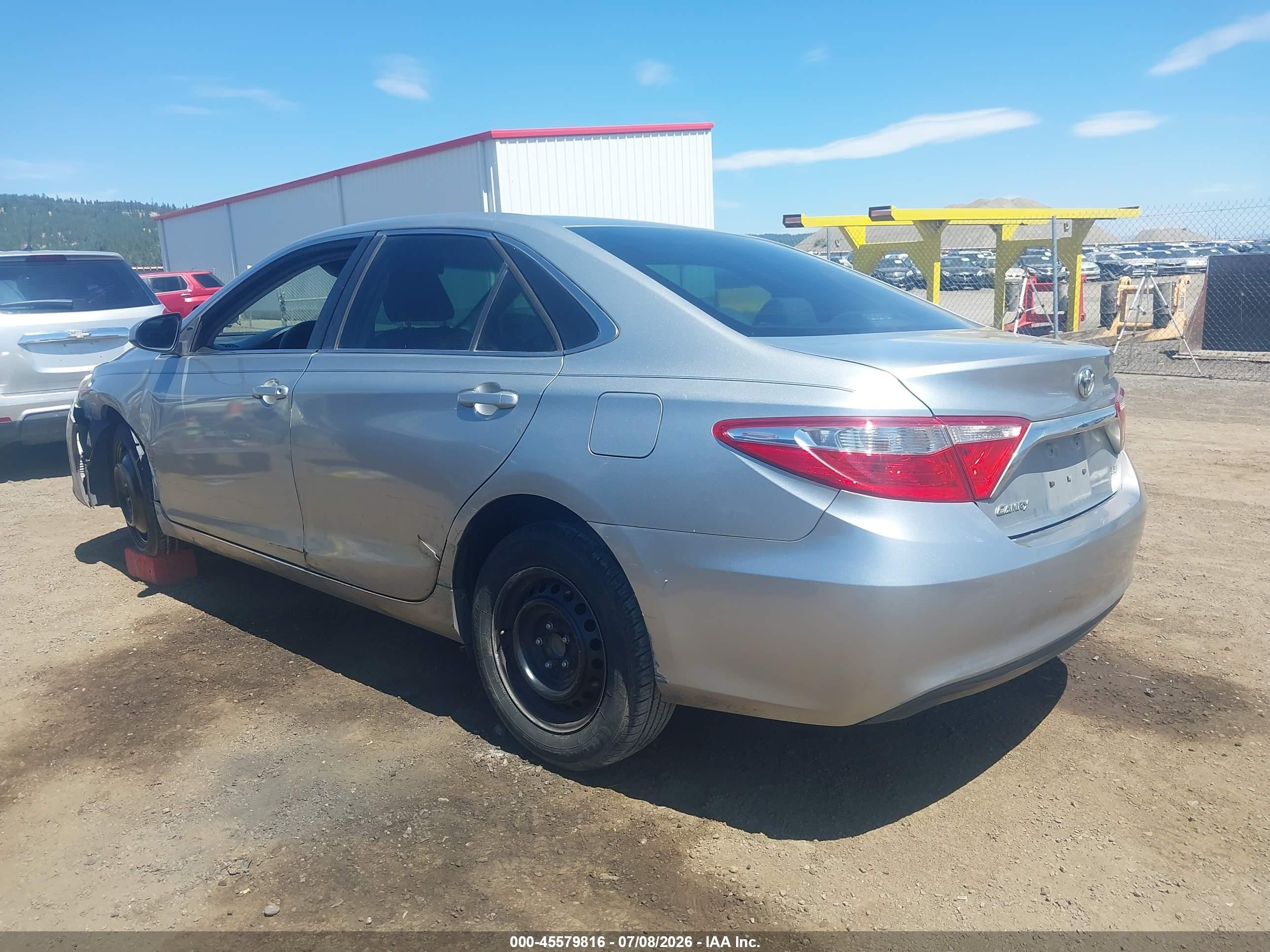 2015 Toyota Camry Le Silver vin: 4T4BF1FK0FR459683