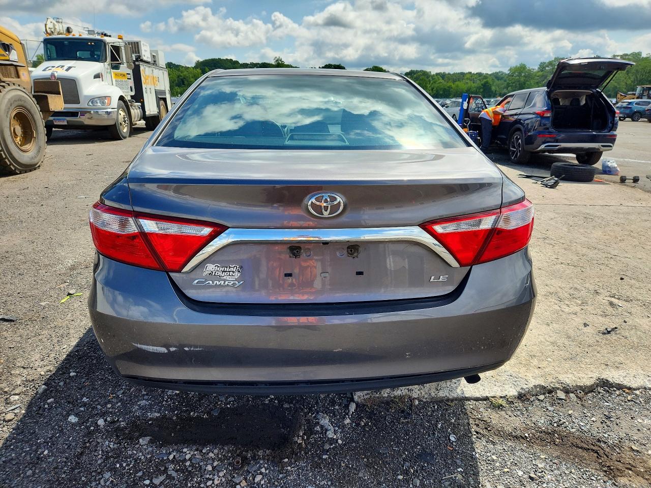 2015 Toyota Camry Le Gray vin: 4T4BF1FK0FR462292