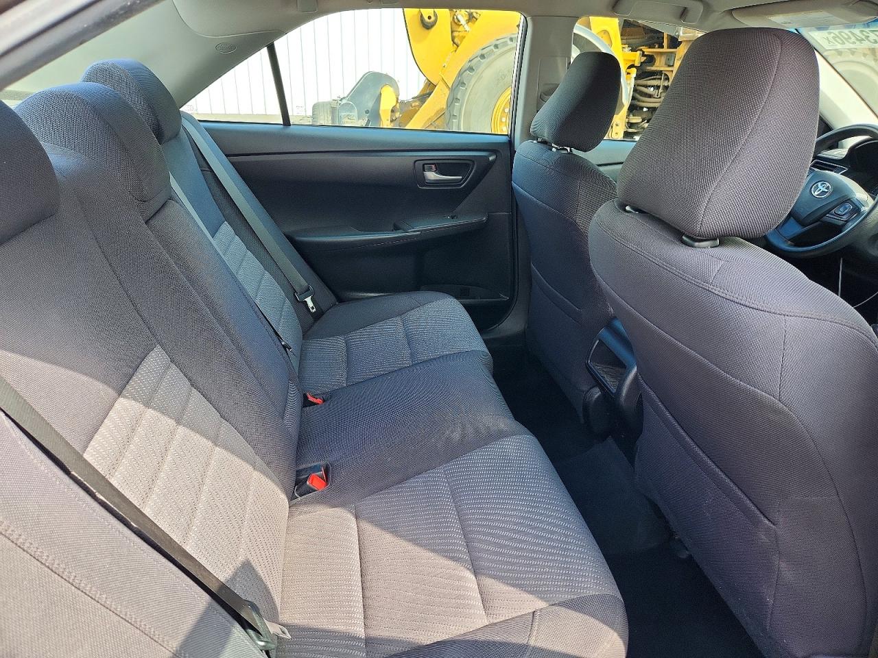 2015 Toyota Camry Le Gray vin: 4T4BF1FK0FR462292