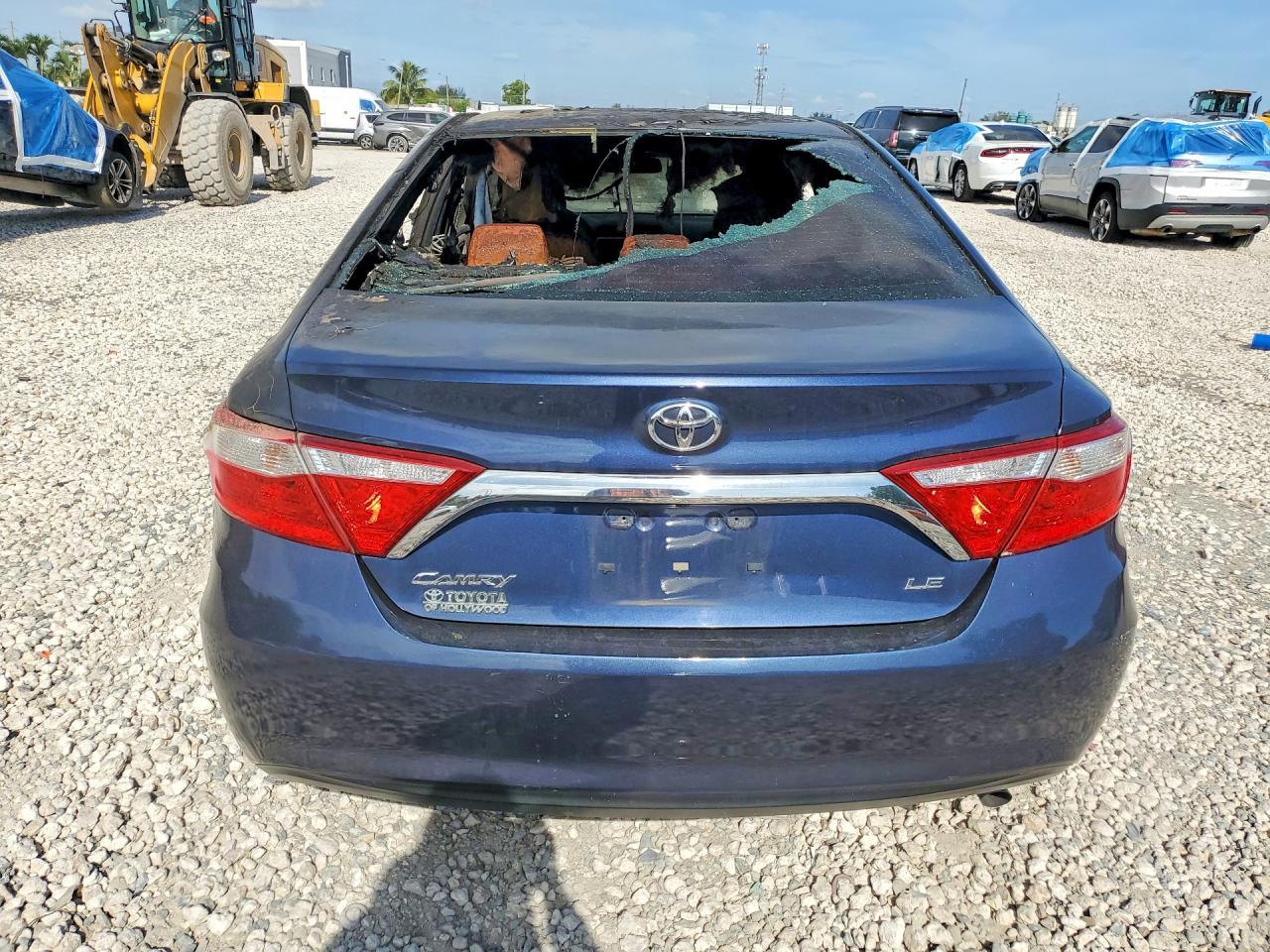 2015 Toyota Camry Le Gray vin: 4T4BF1FK0FR464513