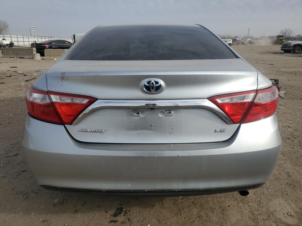 2015 Toyota Camry Le Silver vin: 4T4BF1FK0FR467976