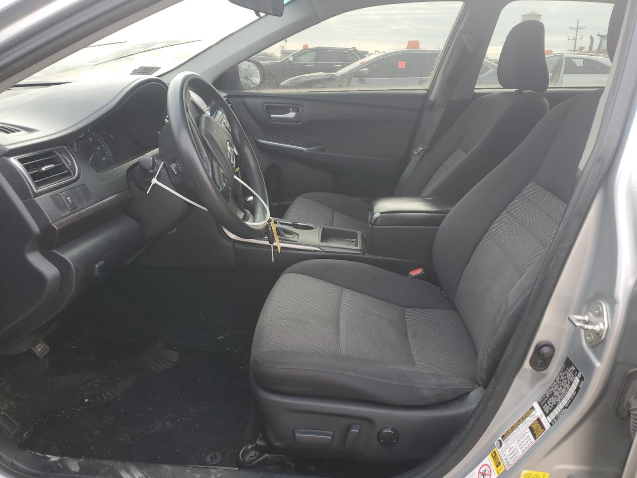 2015 Toyota Camry Le Silver vin: 4T4BF1FK0FR467976