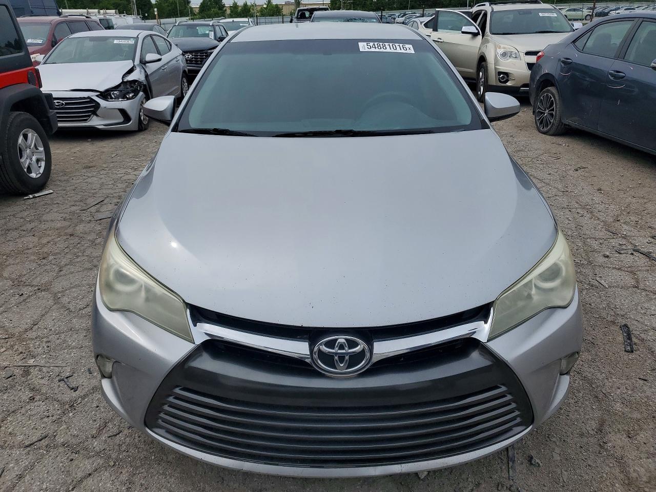 2015 Toyota Camry Le Silver vin: 4T4BF1FK0FR467976