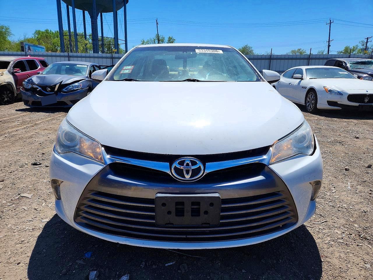 2015 Toyota Camry Le Белый vin: 4T4BF1FK0FR469372