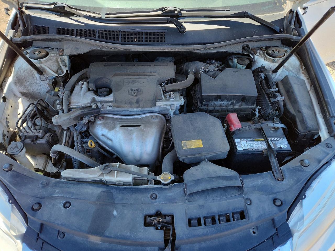 2015 Toyota Camry Le Белый vin: 4T4BF1FK0FR469372