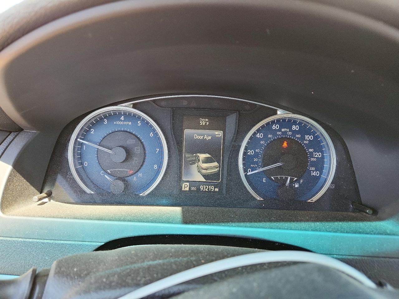 2015 Toyota Camry Le Белый vin: 4T4BF1FK0FR469372