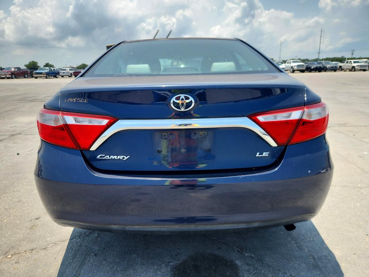 2015 Toyota Camry Le Blue vin: 4T4BF1FK0FR483580