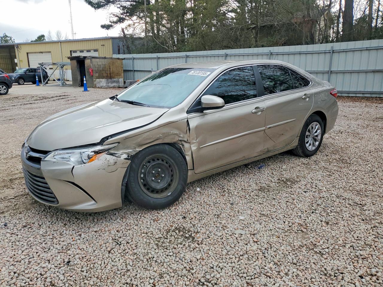 2015 Toyota Camry Le Желто-коричневый vin: 4T4BF1FK0FR489489