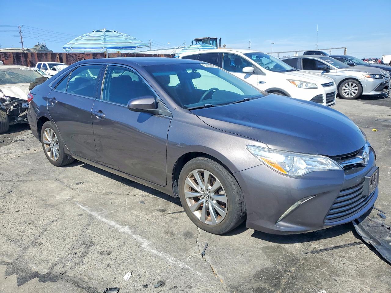 2015 Toyota Camry Xle Gray vin: 4T4BF1FK0FR495504