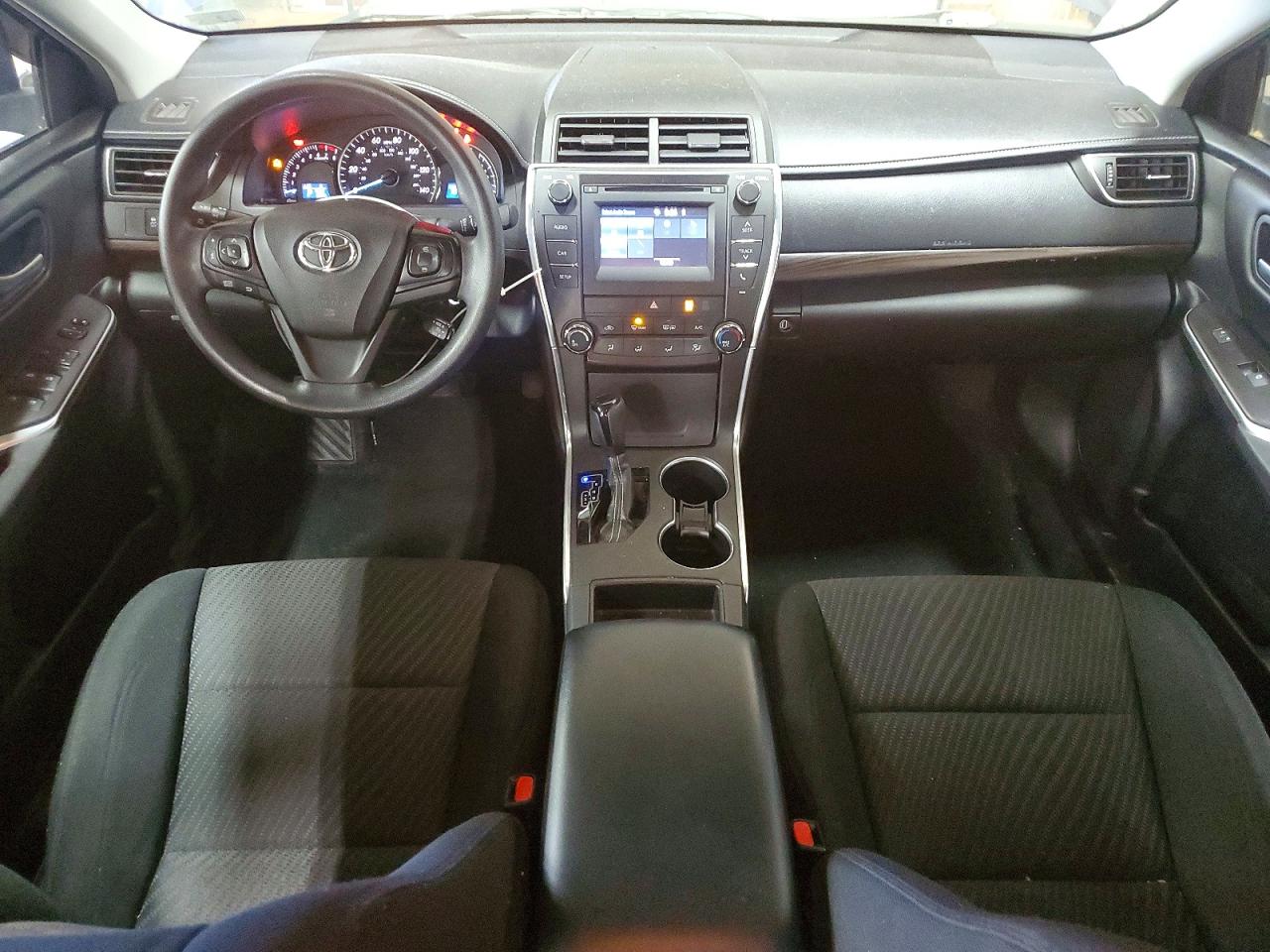 2015 Toyota Camry Le Blue vin: 4T4BF1FK0FR496507