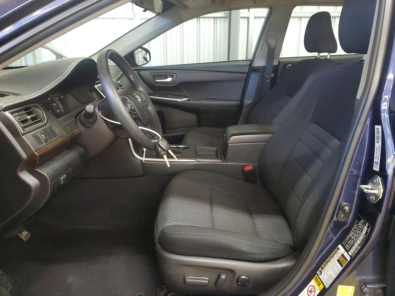 2015 Toyota Camry Le Blue vin: 4T4BF1FK0FR496507