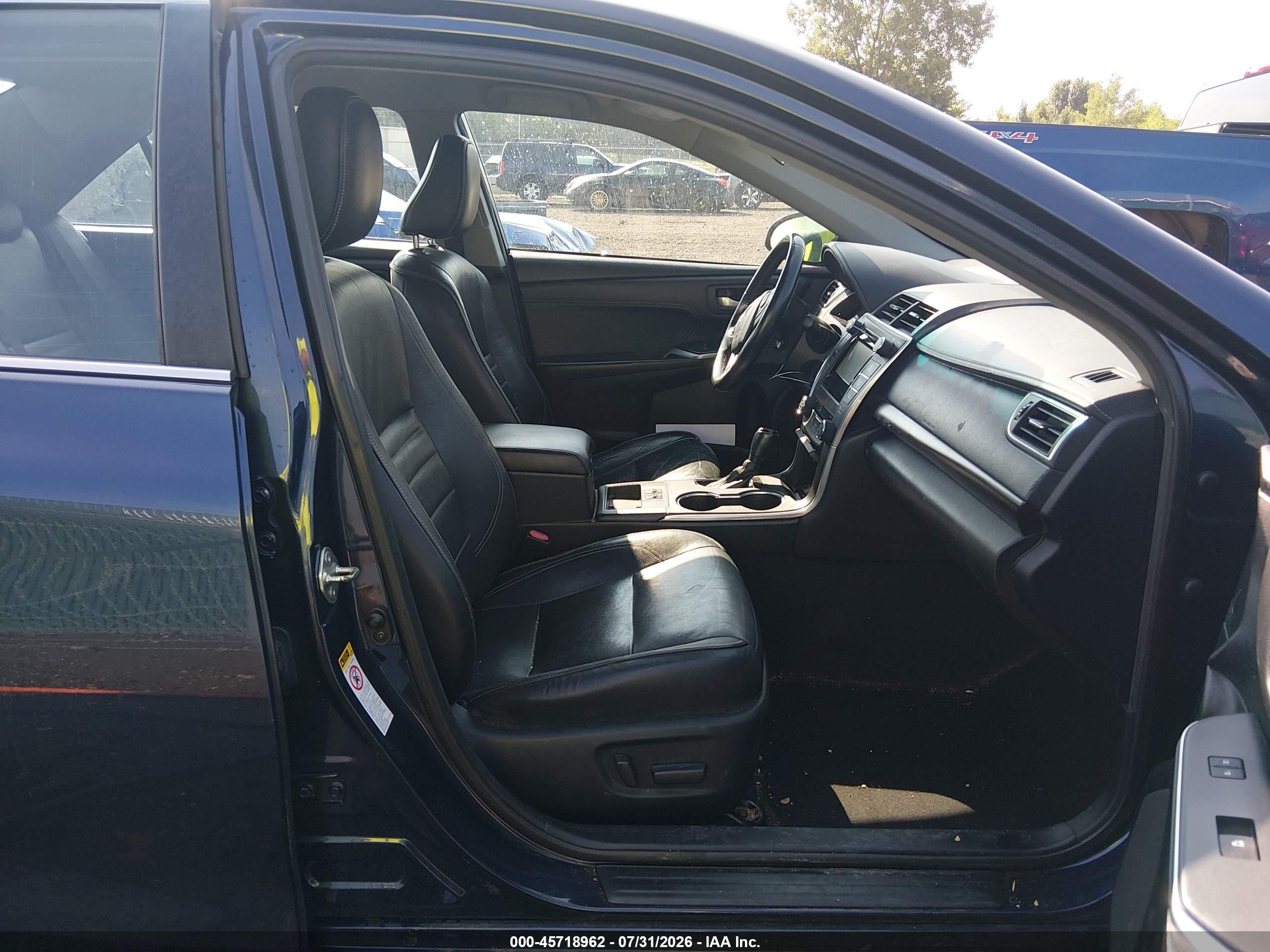 2015 Toyota Camry Xle Blue vin: 4T4BF1FK0FR497883