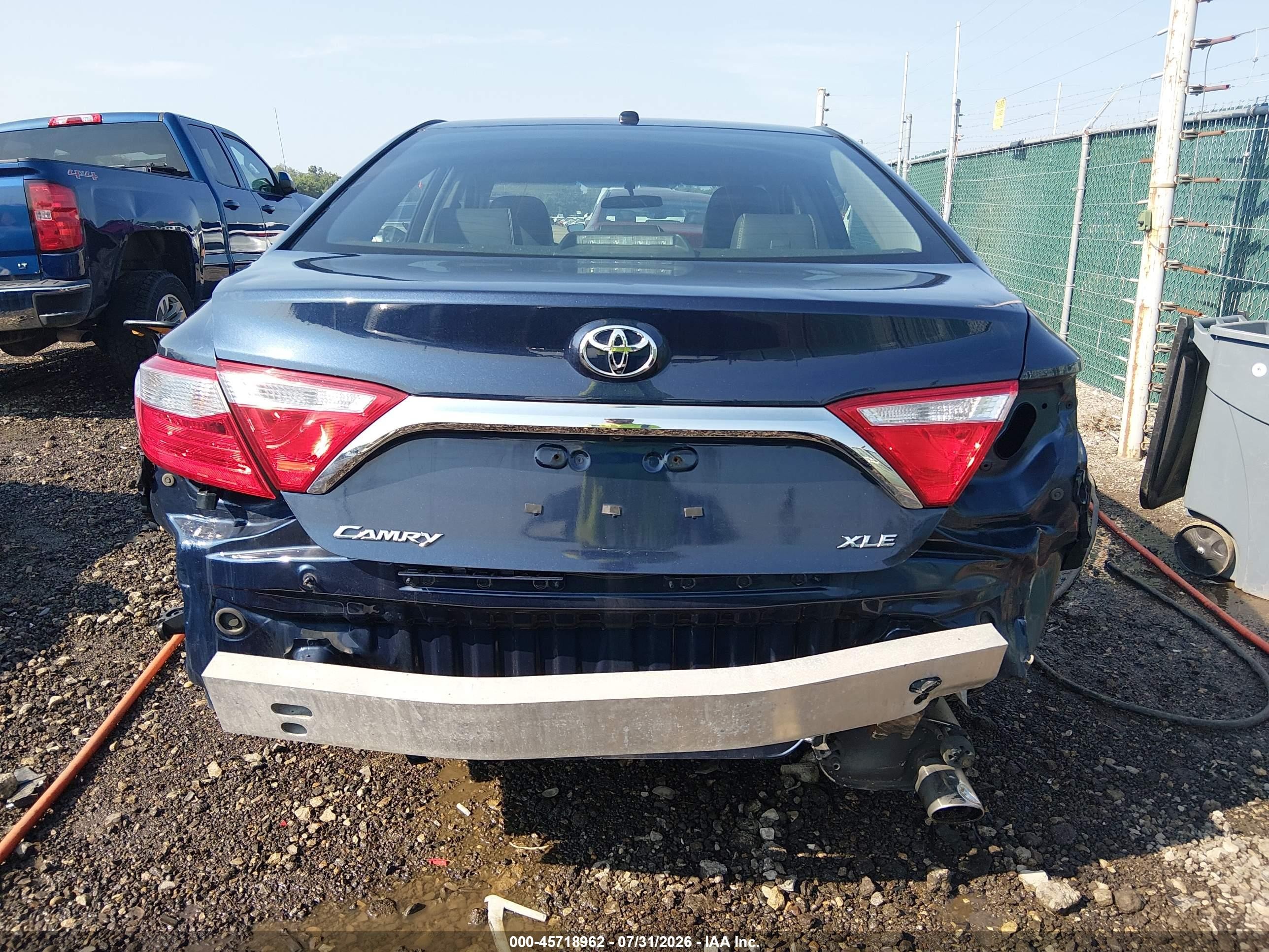 2015 Toyota Camry Xle Blue vin: 4T4BF1FK0FR497883
