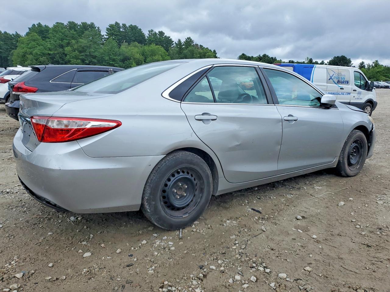 2015 Toyota Camry Le Silver vin: 4T4BF1FK0FR499777