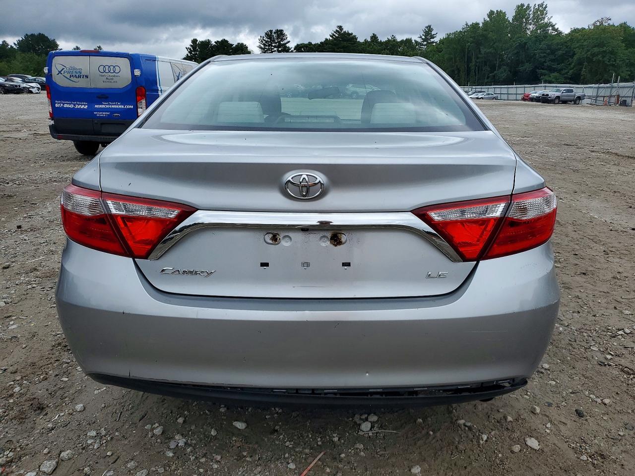 2015 Toyota Camry Le Silver vin: 4T4BF1FK0FR499777