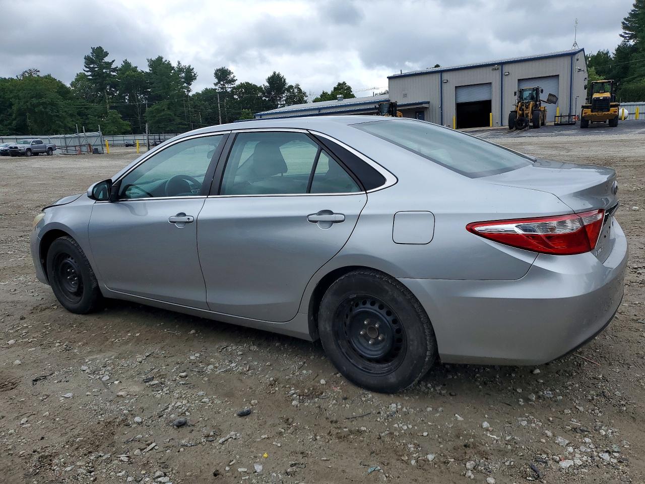 2015 Toyota Camry Le Silver vin: 4T4BF1FK0FR499777