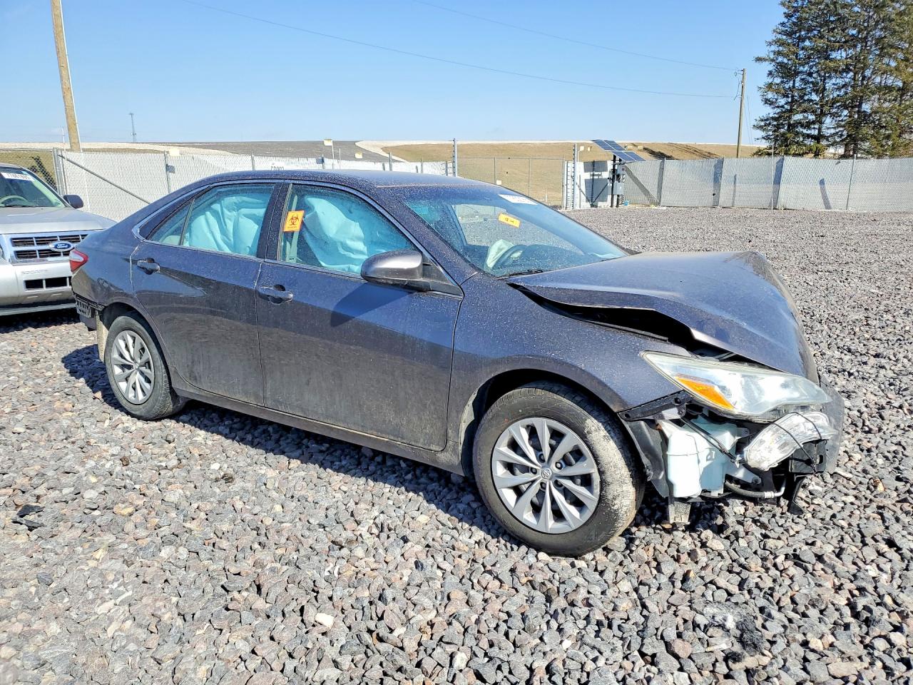 2015 Toyota Camry Le Gray vin: 4T4BF1FK0FR506548