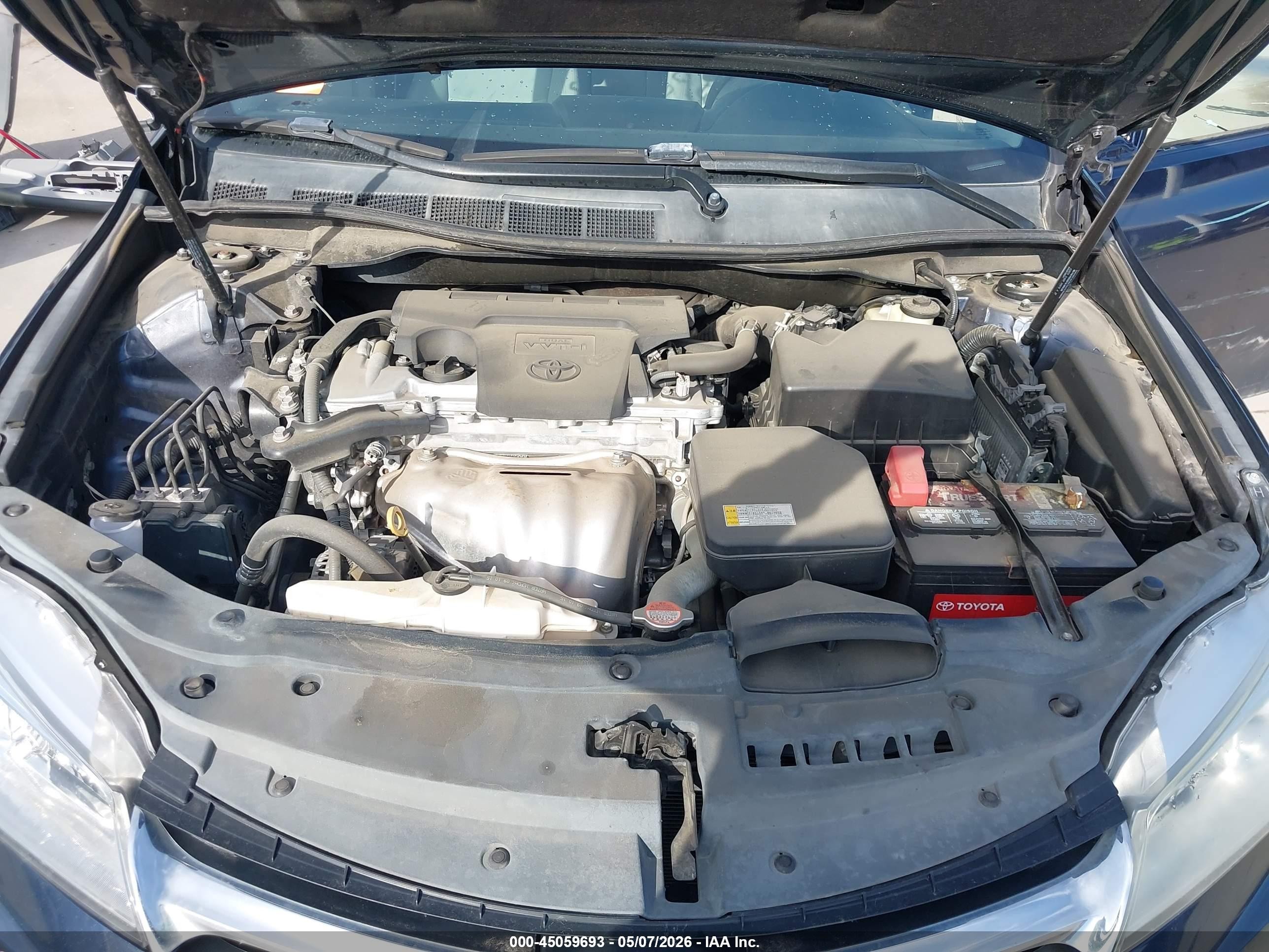 2016 Toyota Camry Le Blue vin: 4T4BF1FK0GR561504