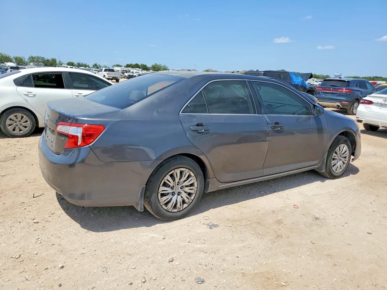 2012 Toyota Camry Le Gray vin: 4T4BF1FK1CR204617