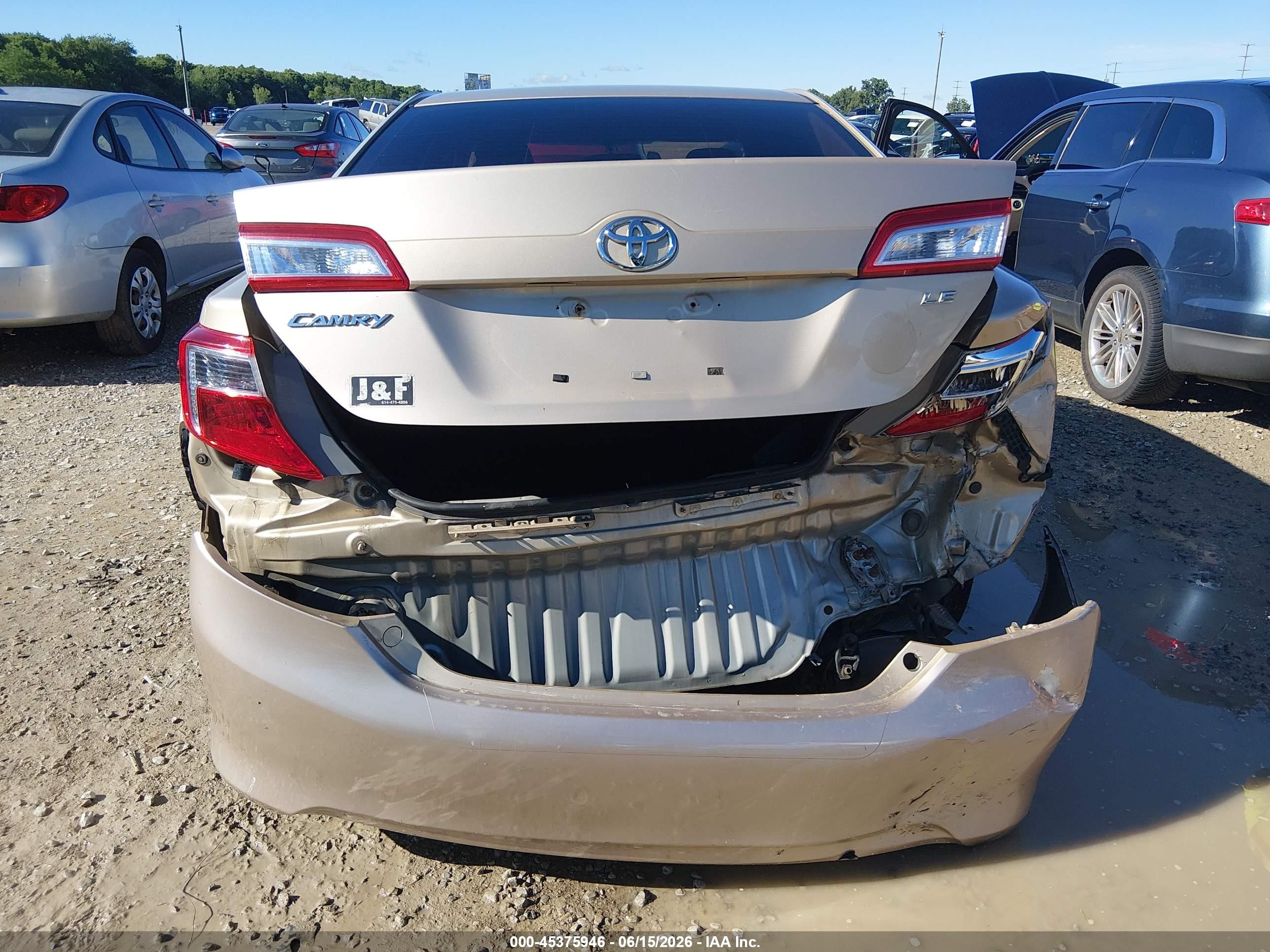 2012 Toyota Camry Le Бежевый vin: 4T4BF1FK1CR212765