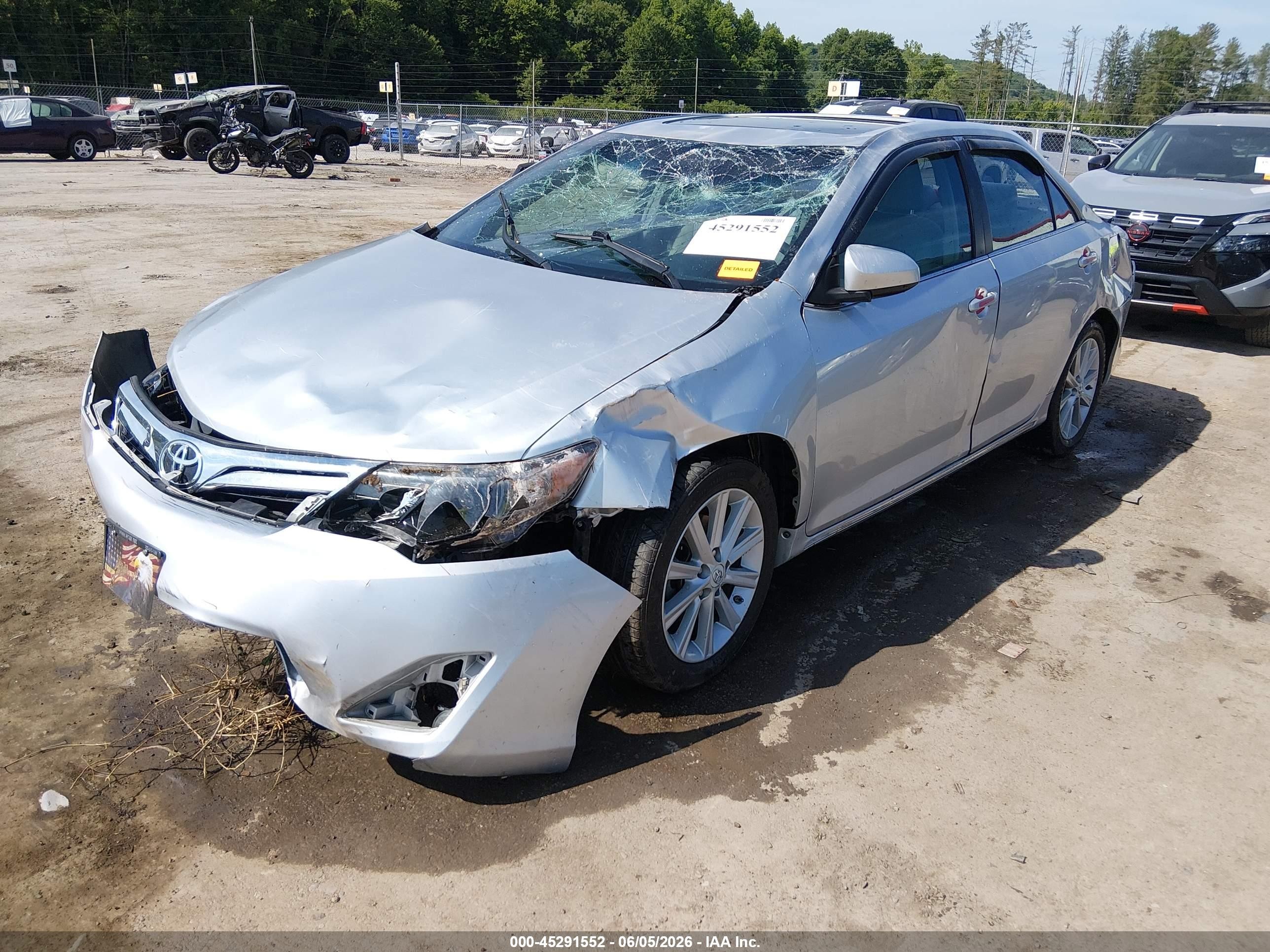 2012 Toyota Camry Xle Silver vin: 4T4BF1FK1CR212913