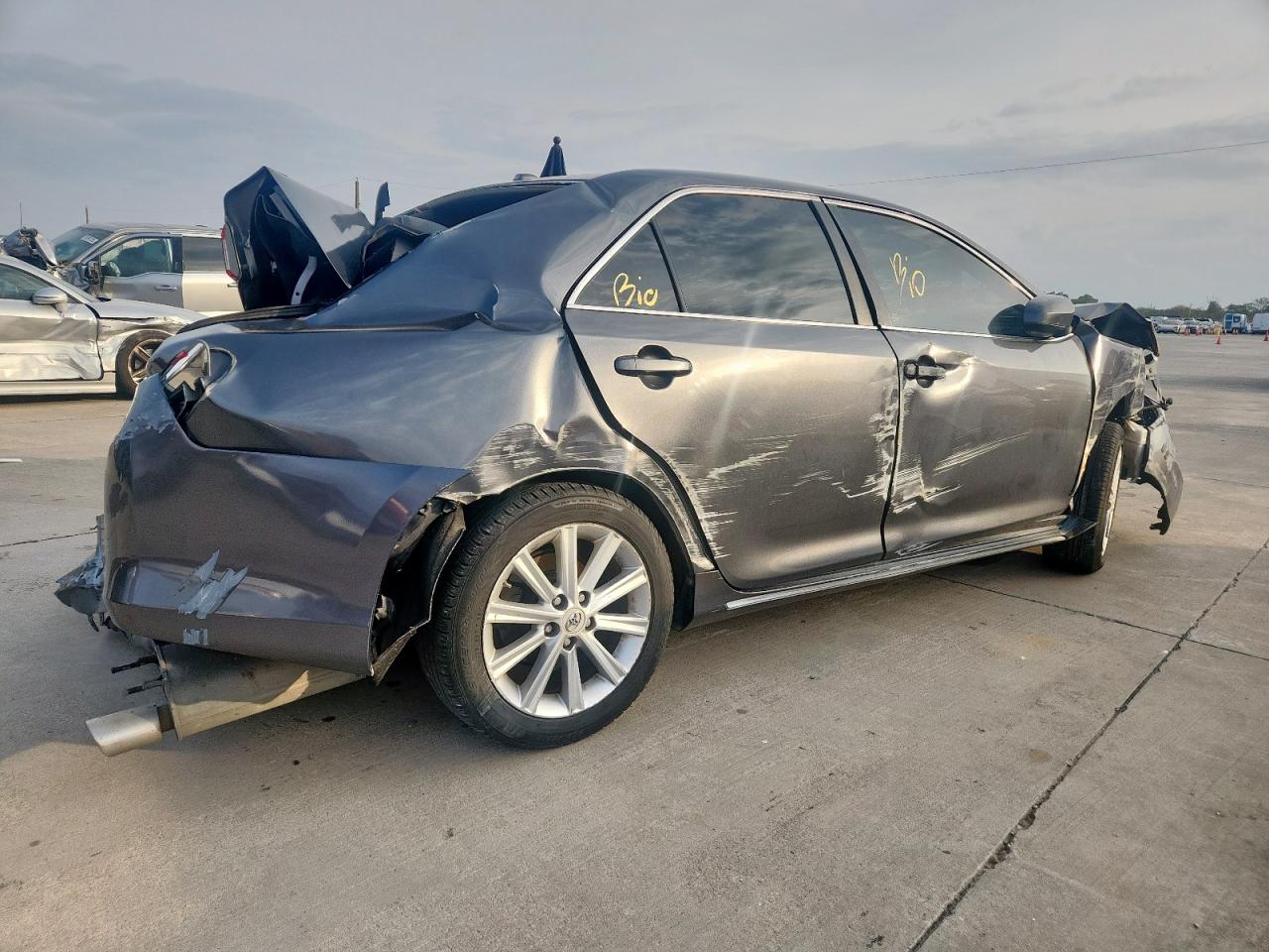 2012 Toyota Camry Xle Gray vin: 4T4BF1FK1CR270312