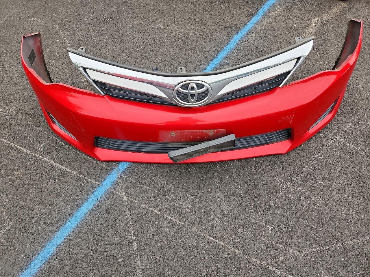 2013 Toyota Camry Le Red vin: 4T4BF1FK1DR276256