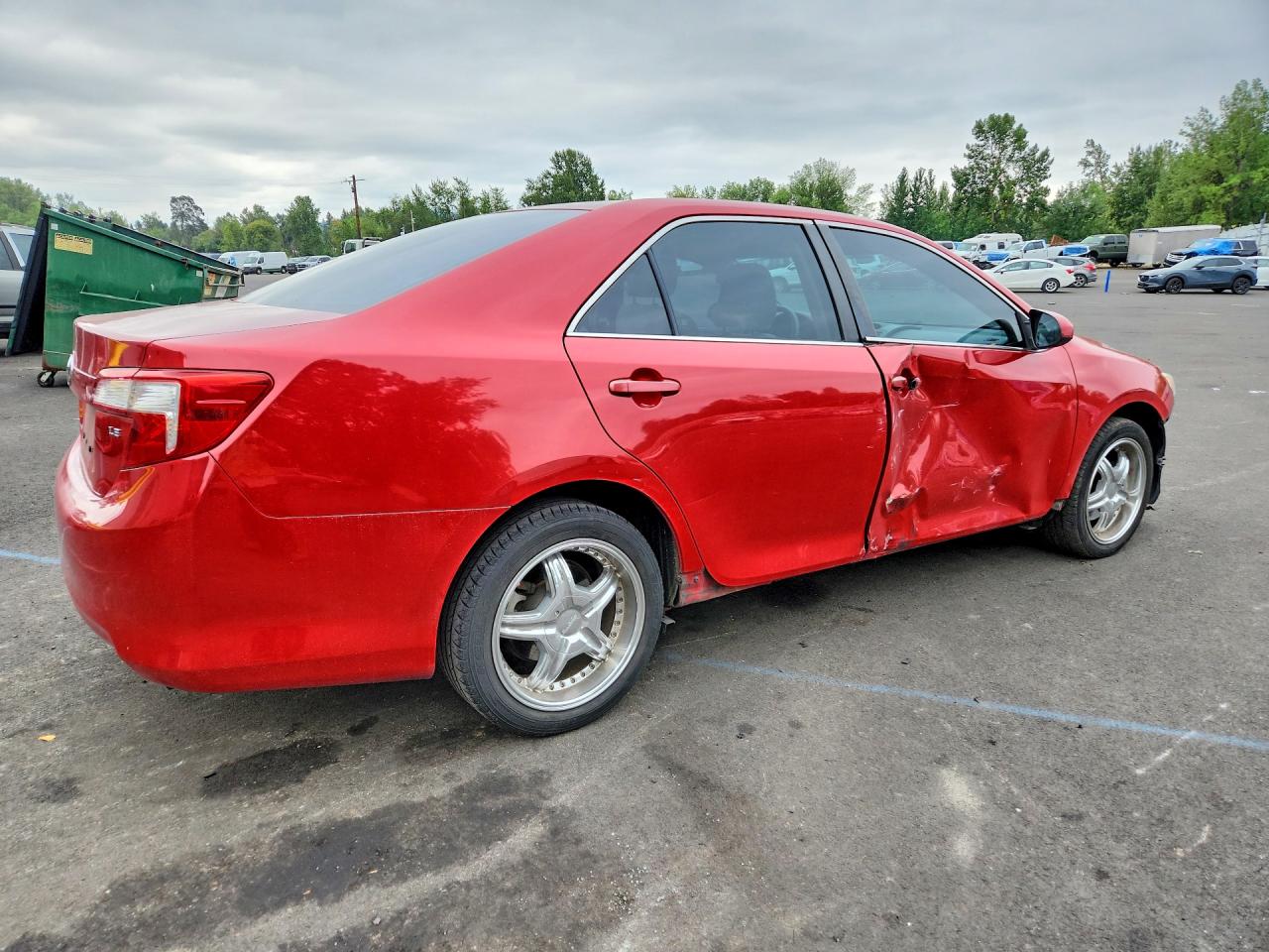 2013 Toyota Camry Le Red vin: 4T4BF1FK1DR276256