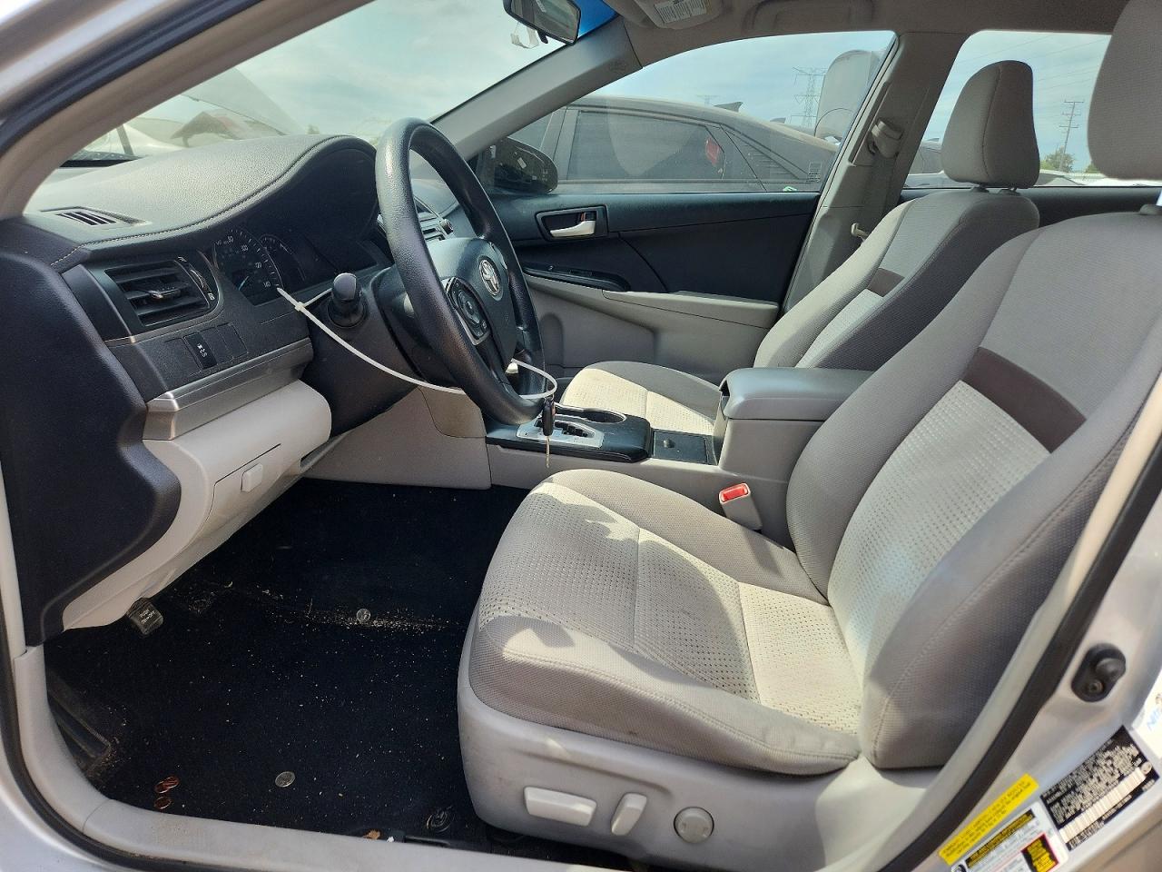 2013 Toyota Camry Le Silver vin: 4T4BF1FK1DR276449