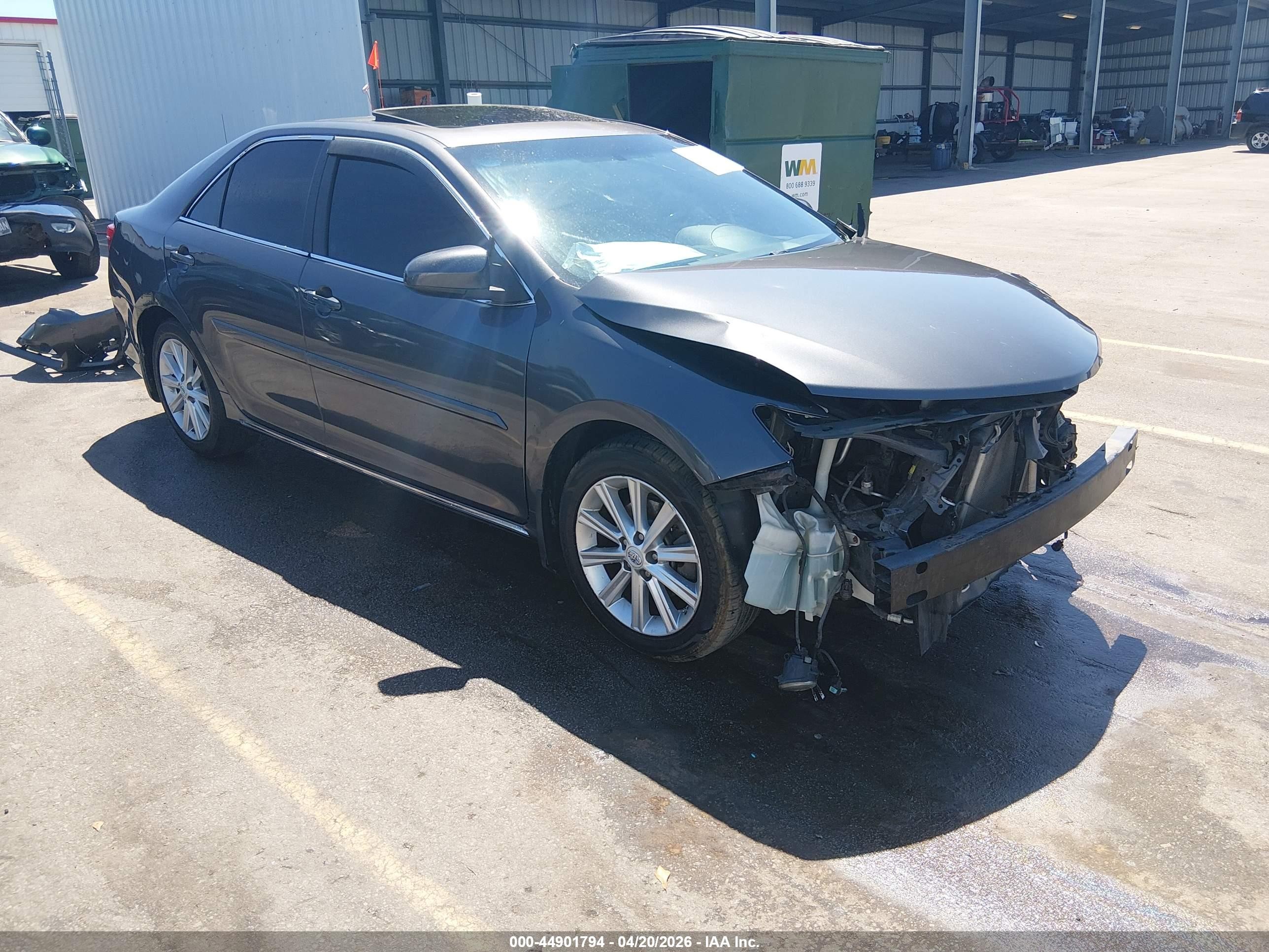 4T4BF1FK1DR281957