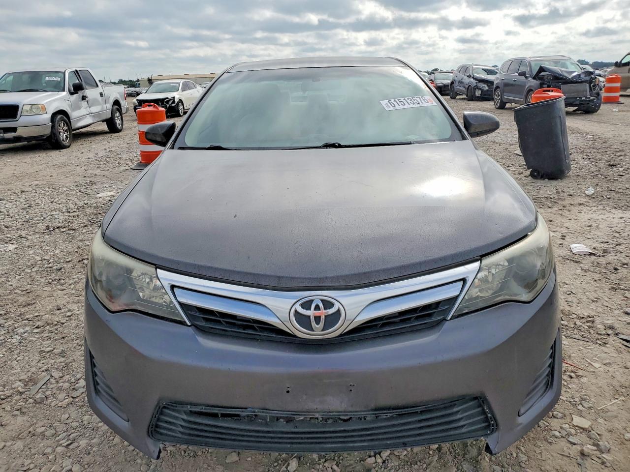 2013 Toyota Camry Le Gray vin: 4T4BF1FK1DR283398
