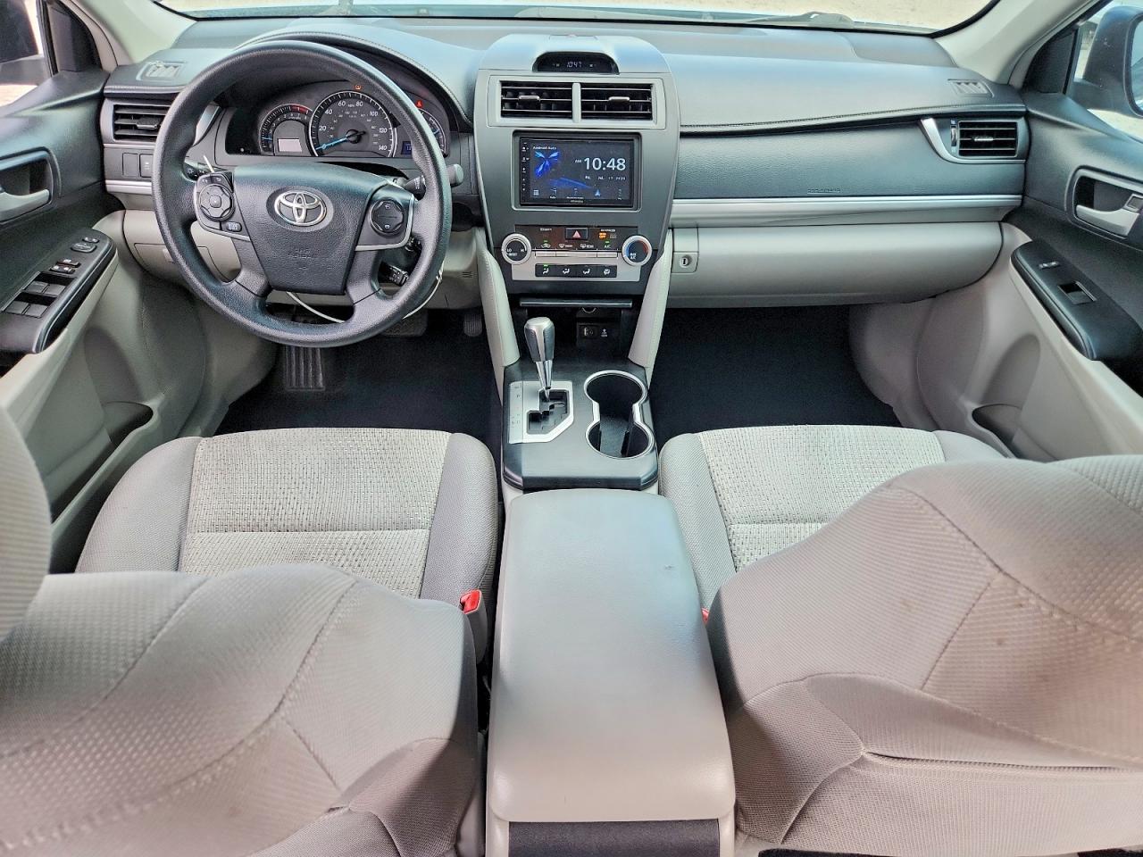 2013 Toyota Camry Le Blue vin: 4T4BF1FK1DR300832