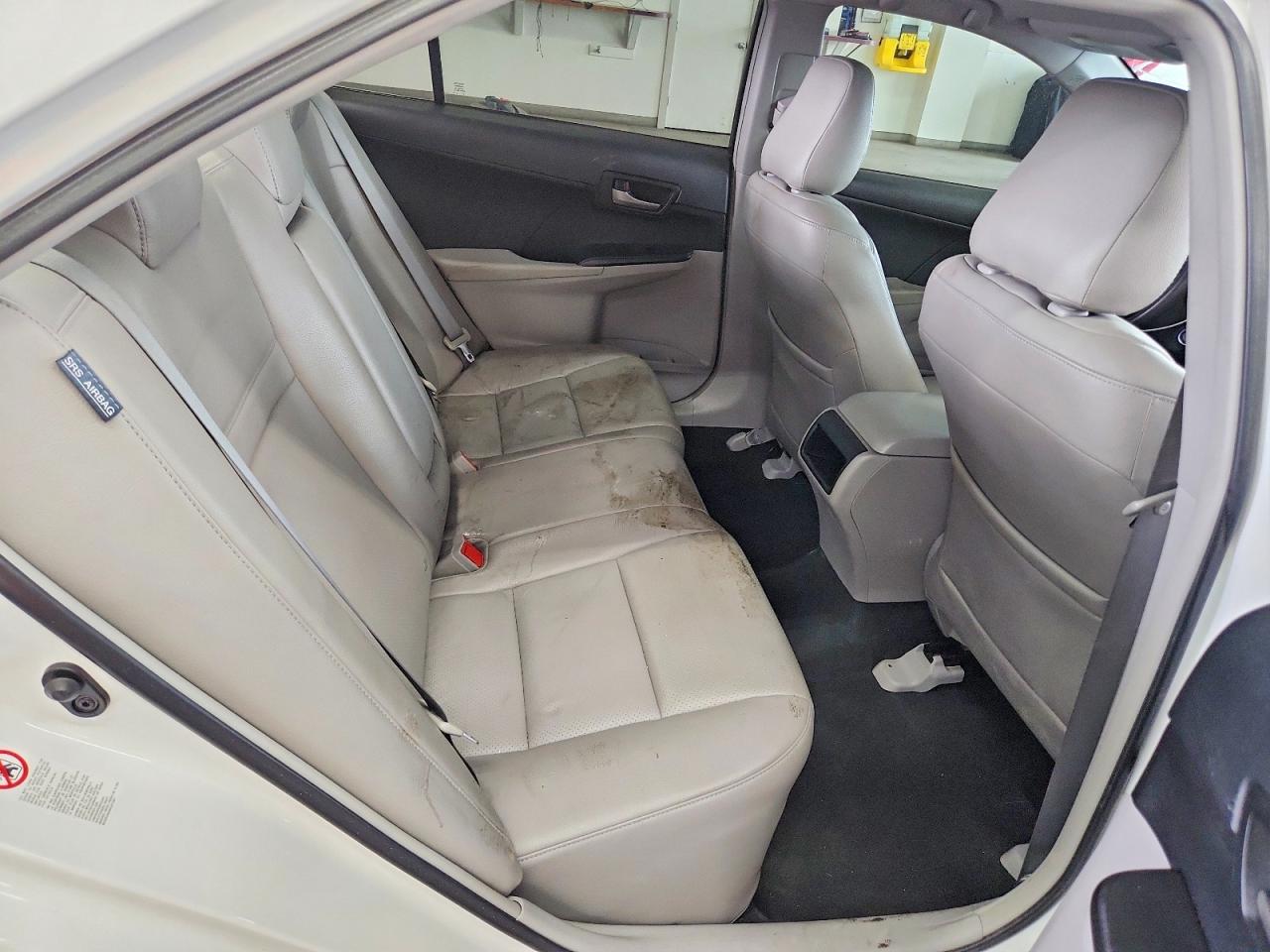 2013 Toyota Camry Le White vin: 4T4BF1FK1DR302385
