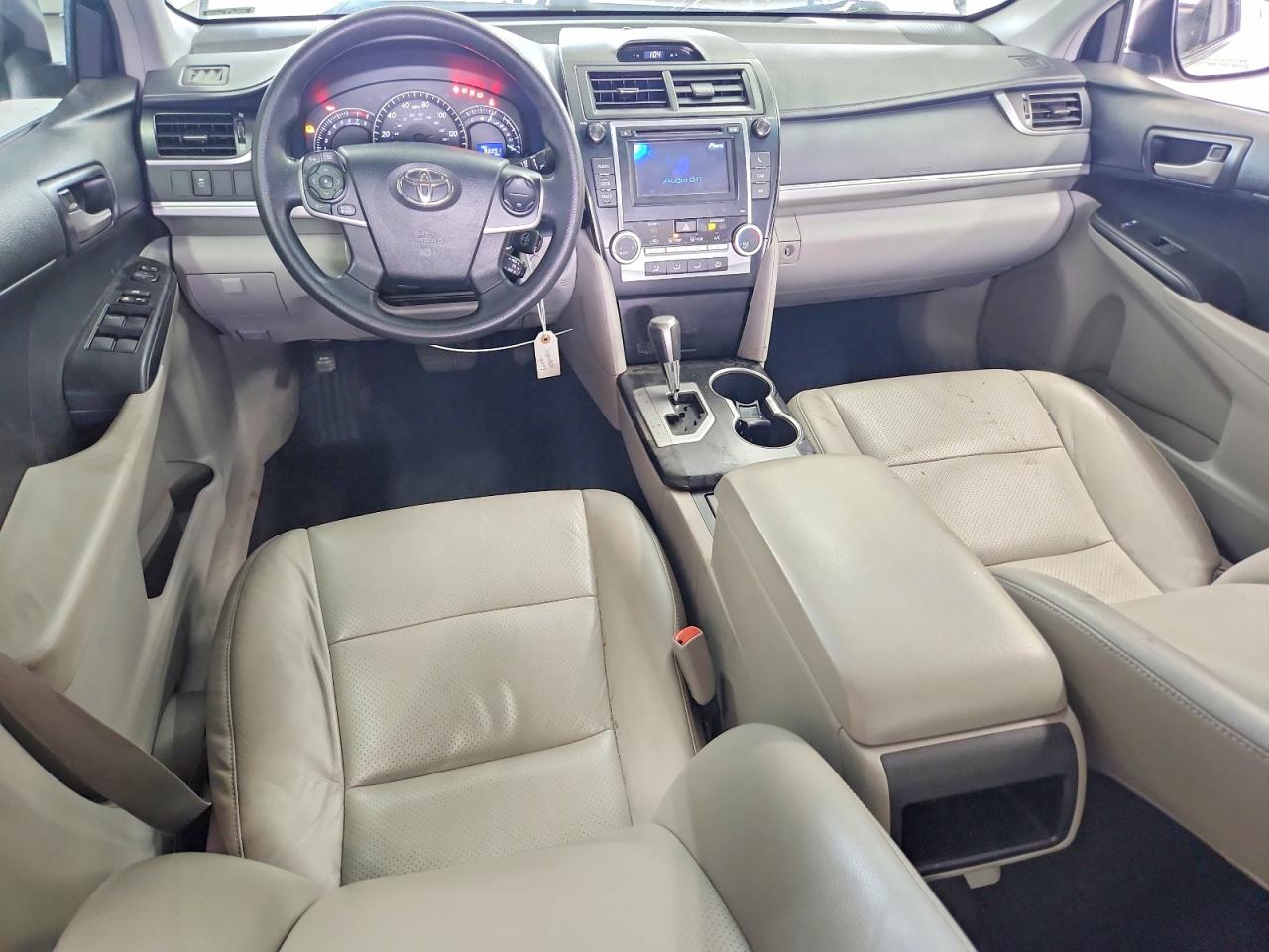 2013 Toyota Camry Le White vin: 4T4BF1FK1DR302385
