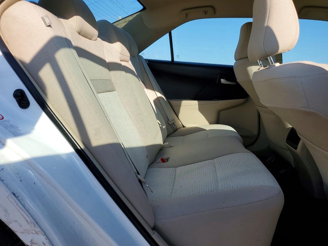 2013 Toyota Camry Le White vin: 4T4BF1FK1DR310485