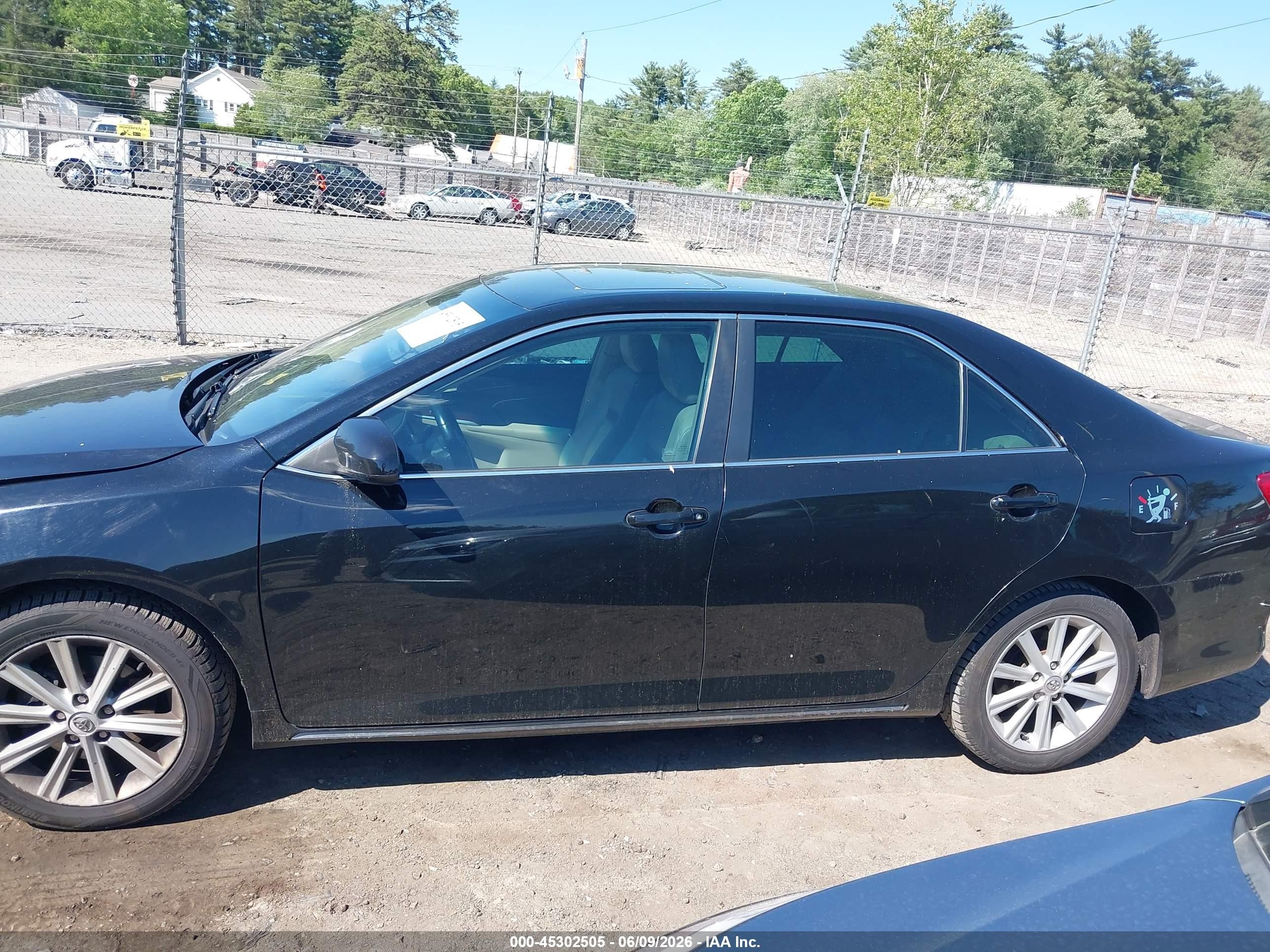 2013 Toyota Camry Xle Black vin: 4T4BF1FK1DR331210