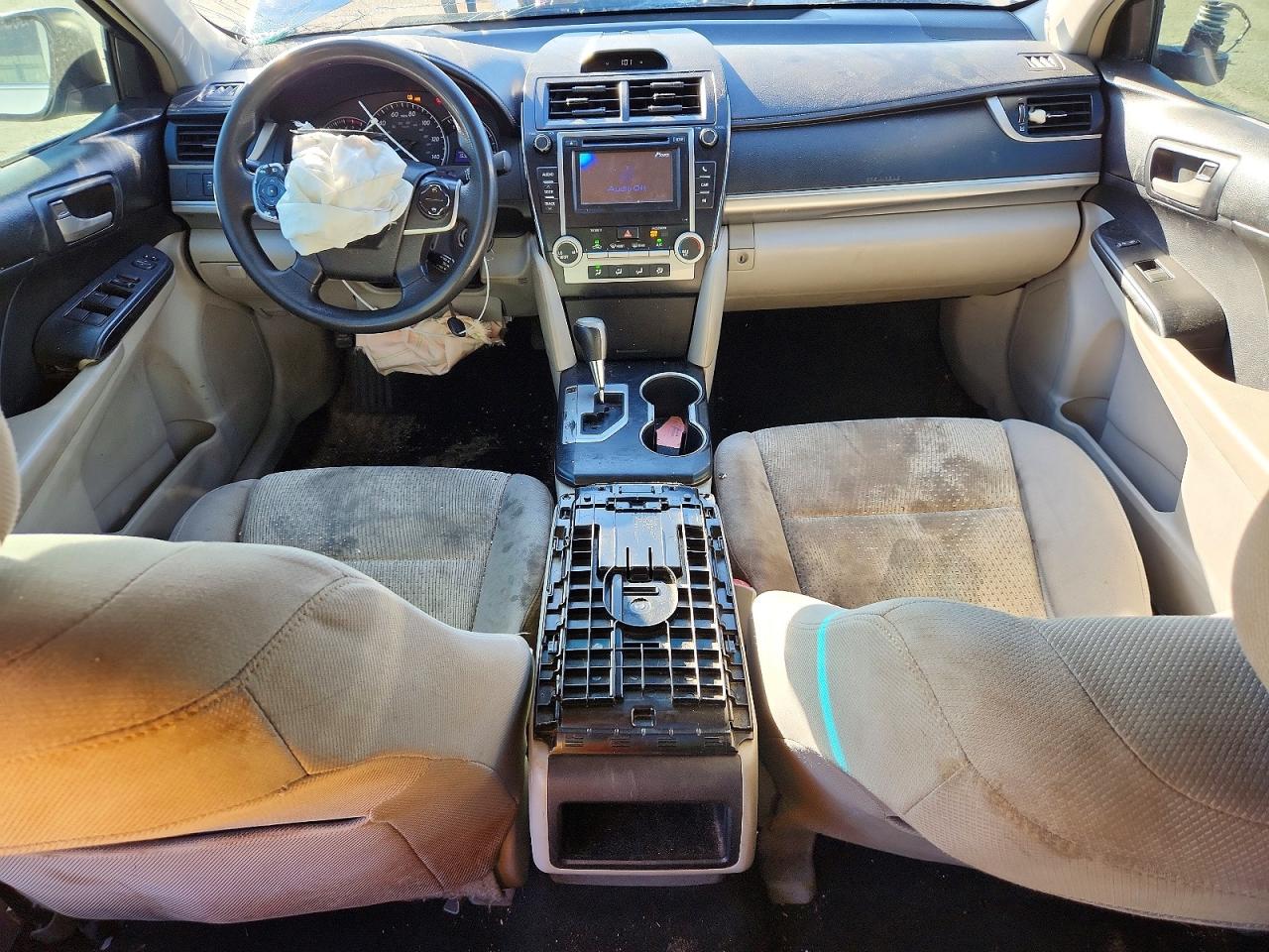 2013 Toyota Camry Le Silver vin: 4T4BF1FK1DR332437