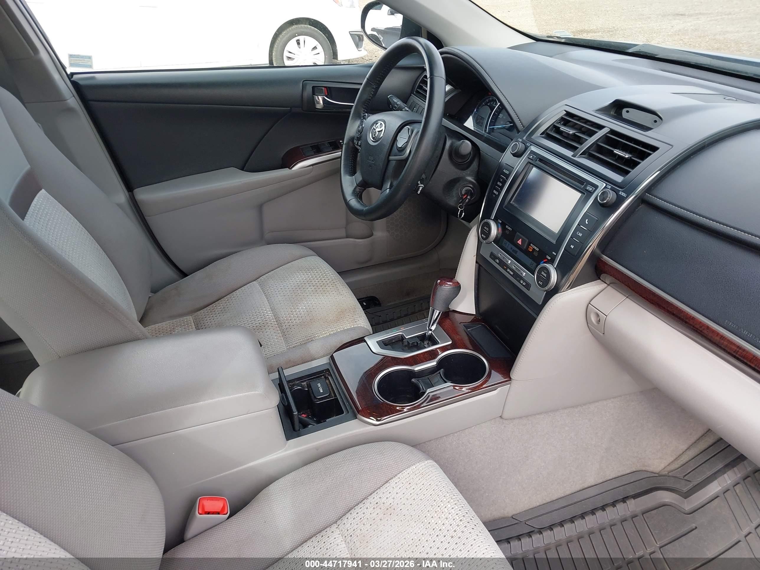2014 Toyota Camry Xle Gray vin: 4T4BF1FK1ER341737