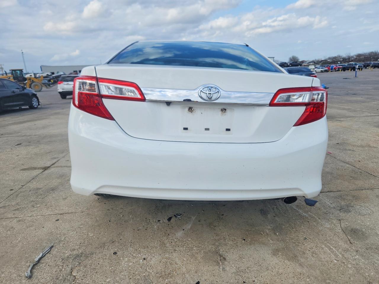 2014 Toyota Camry Xle White vin: 4T4BF1FK1ER364371