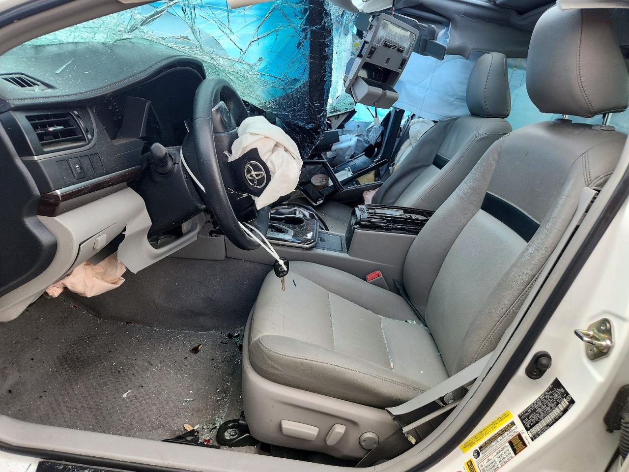 2014 Toyota Camry Xle White vin: 4T4BF1FK1ER364371
