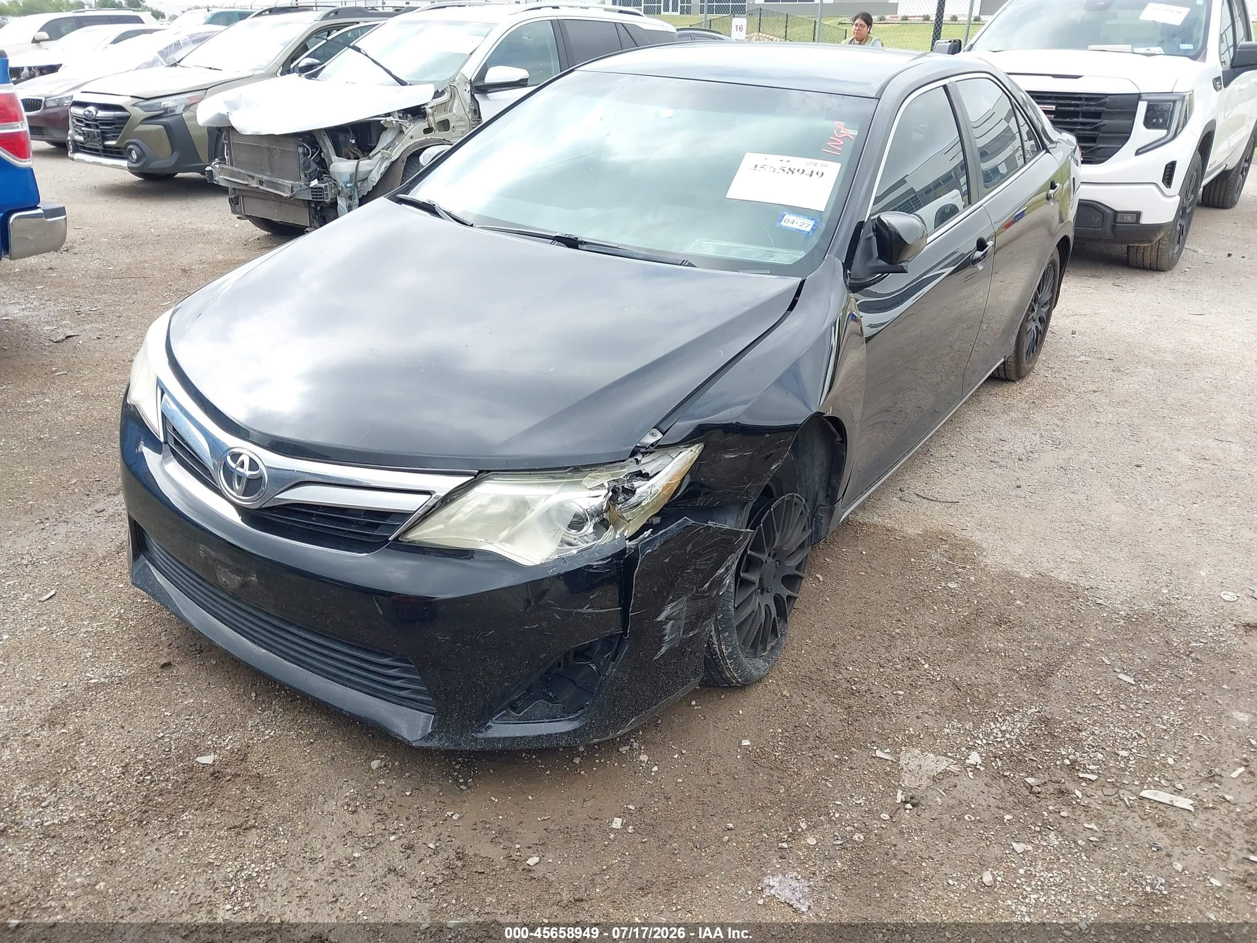 2014 Toyota Camry Le Черный vin: 4T4BF1FK1ER392560