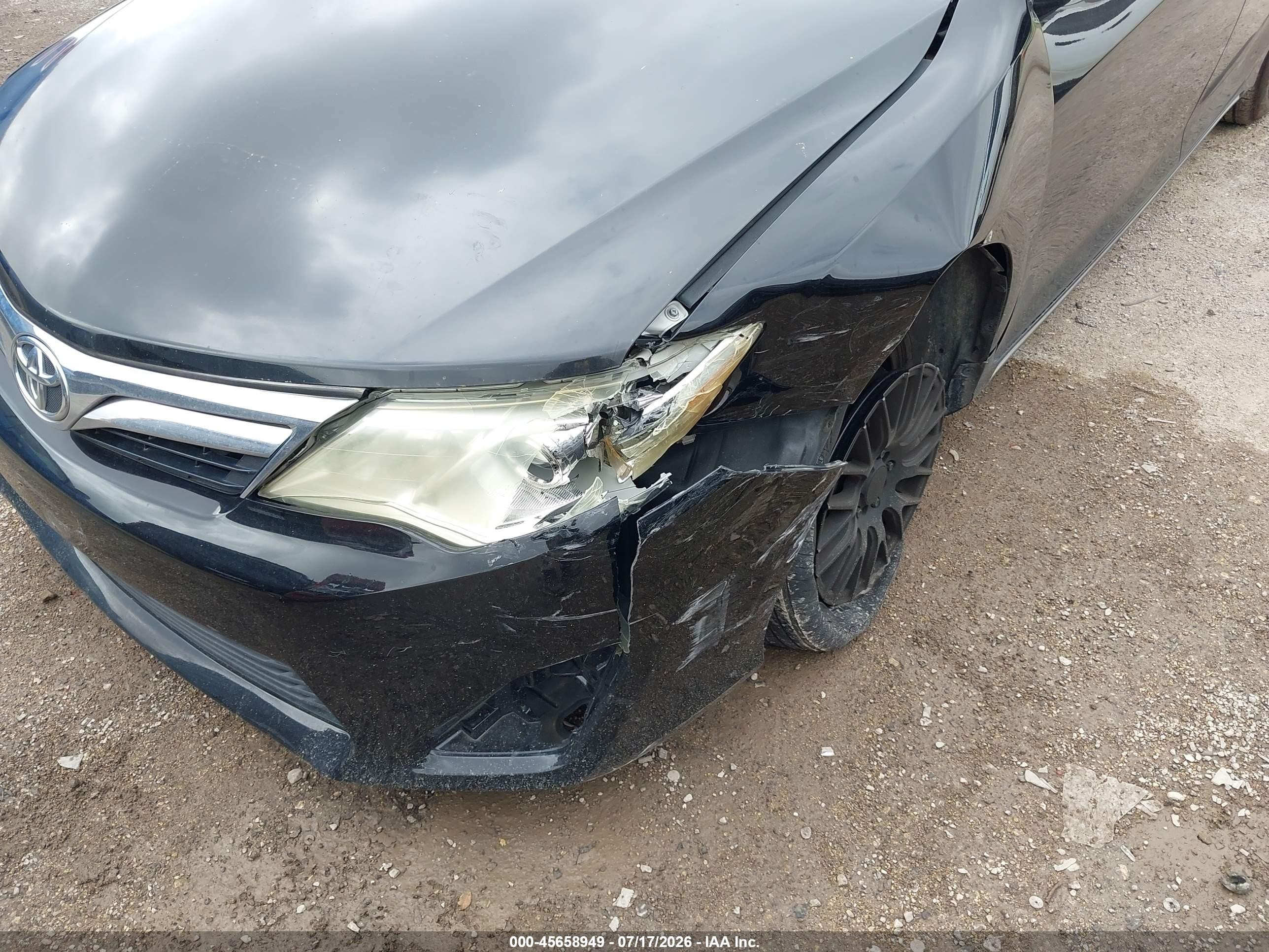 2014 Toyota Camry Le Черный vin: 4T4BF1FK1ER392560
