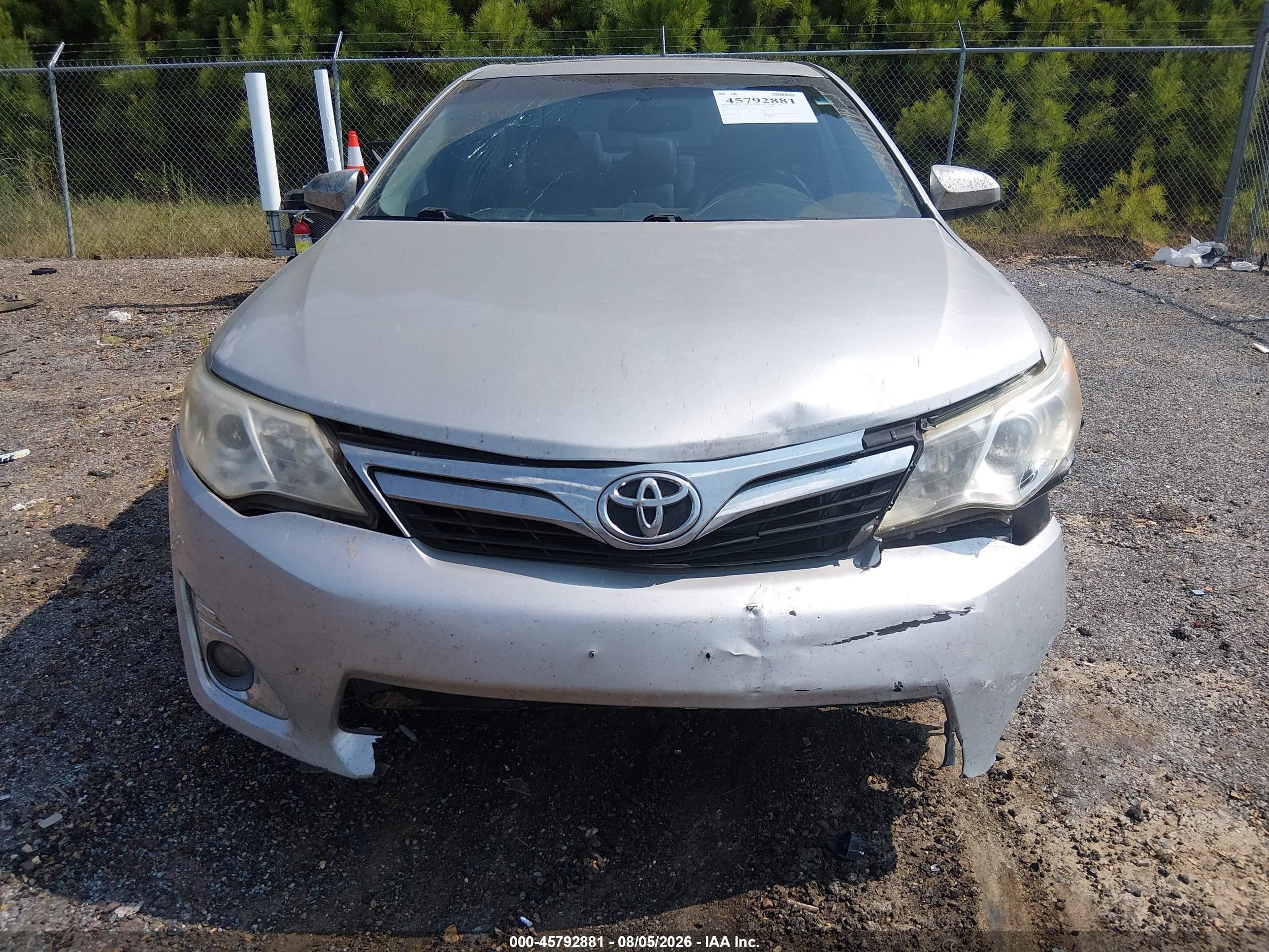 2014 Toyota Camry Xle Silver vin: 4T4BF1FK1ER400642