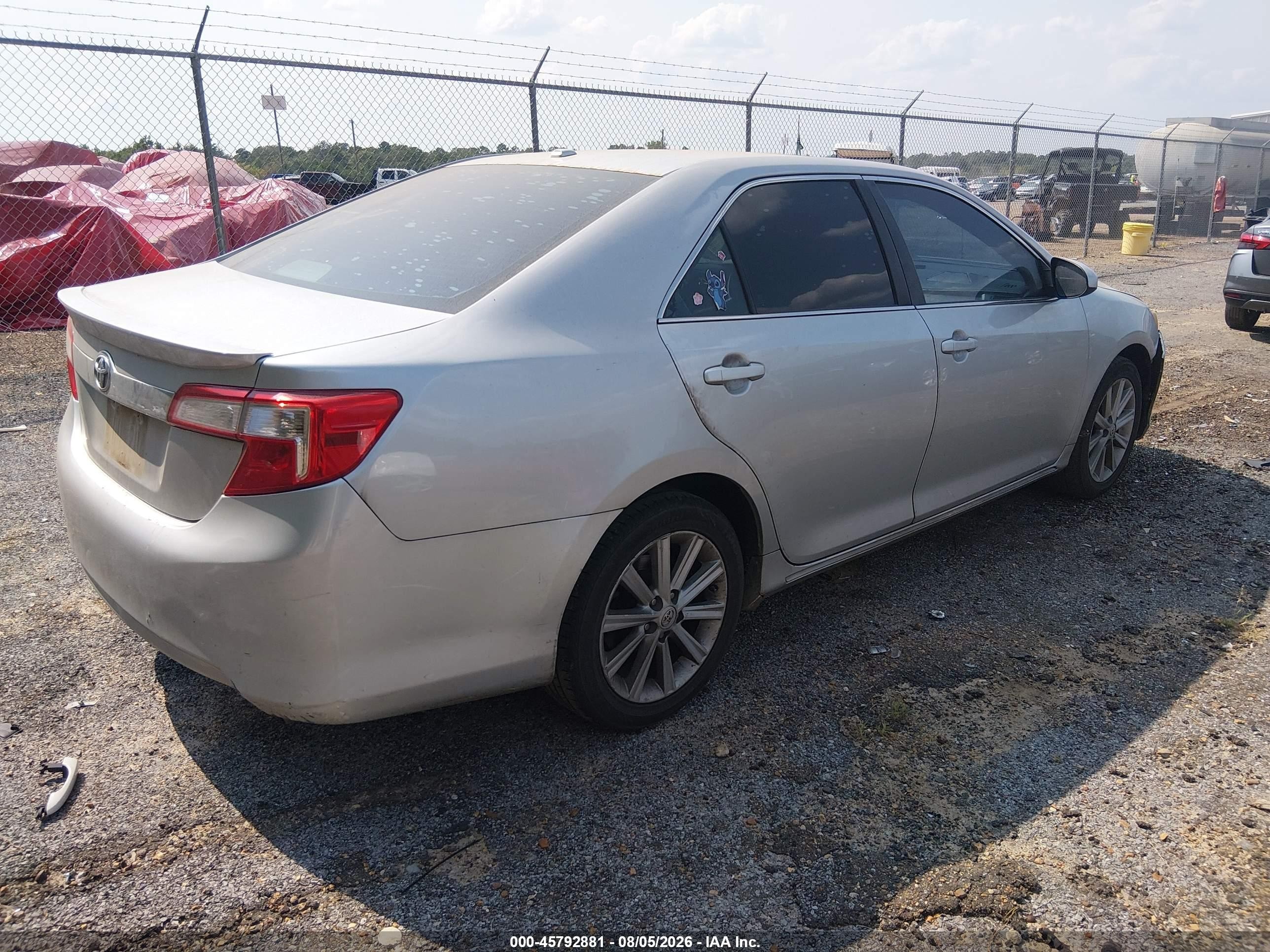 2014 Toyota Camry Xle Silver vin: 4T4BF1FK1ER400642