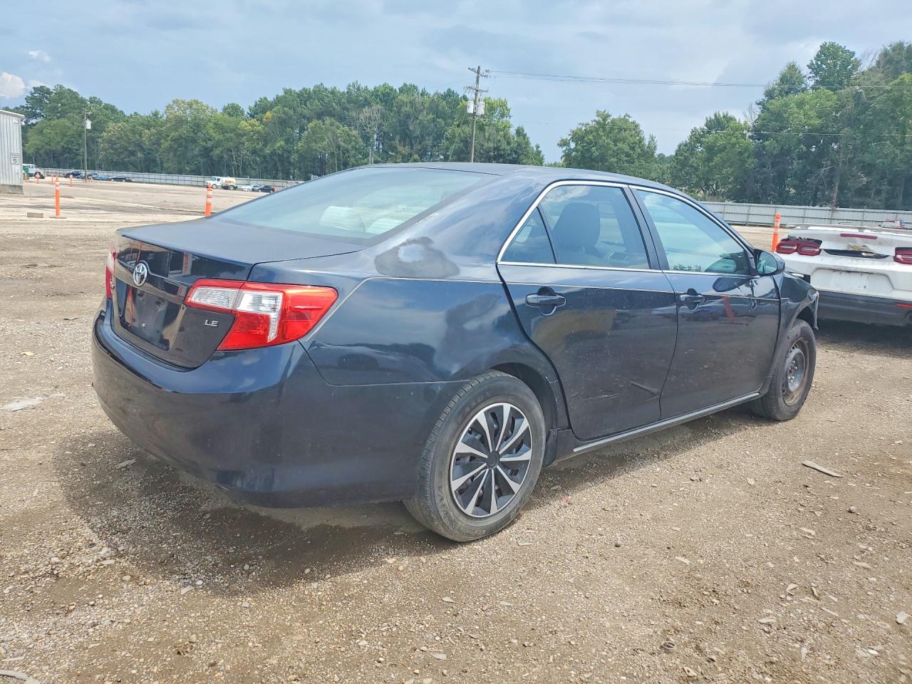 2014 Toyota Camry Le Black vin: 4T4BF1FK1ER402732