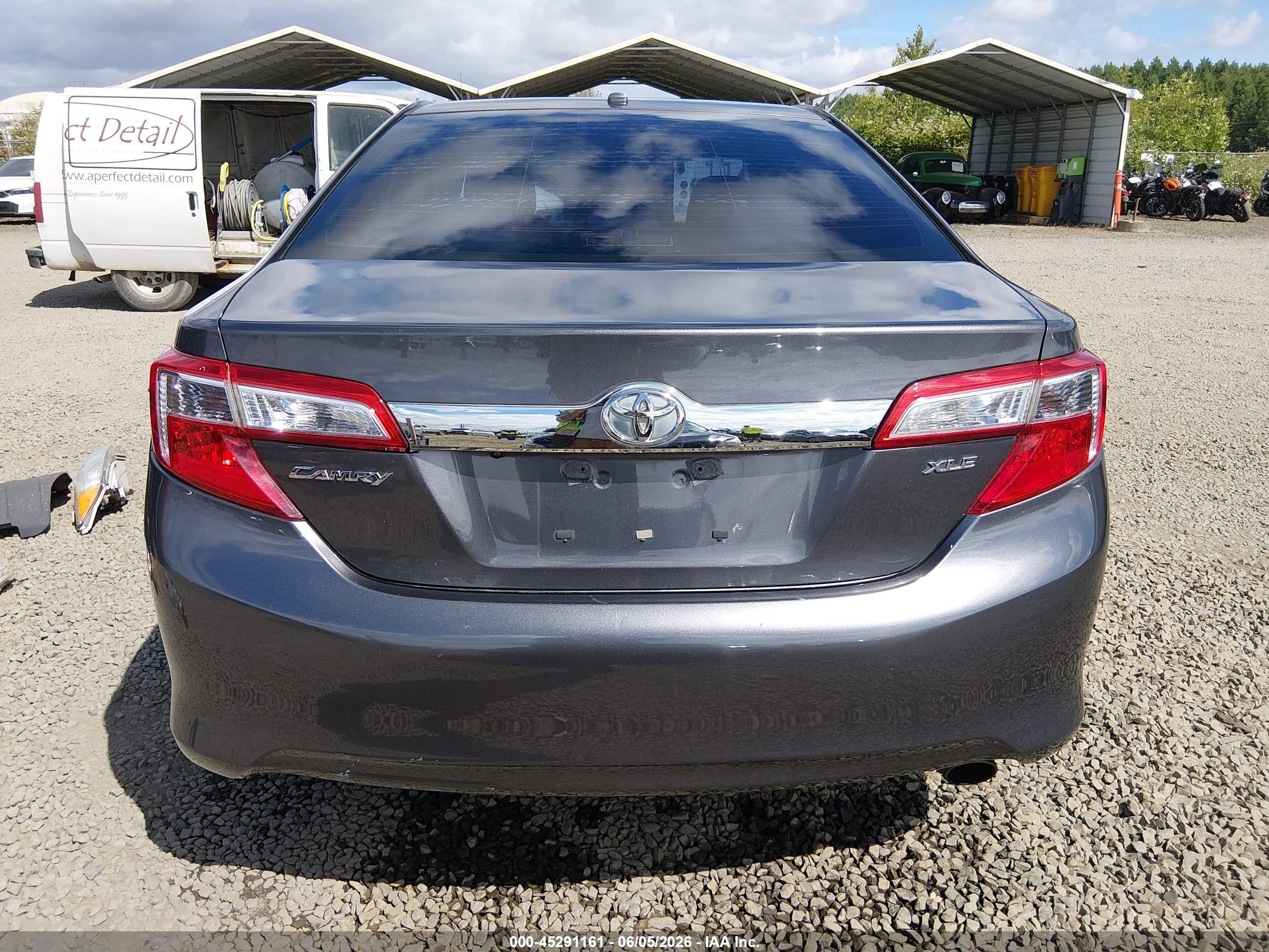 2014 Toyota Camry Xle Gray vin: 4T4BF1FK1ER409972